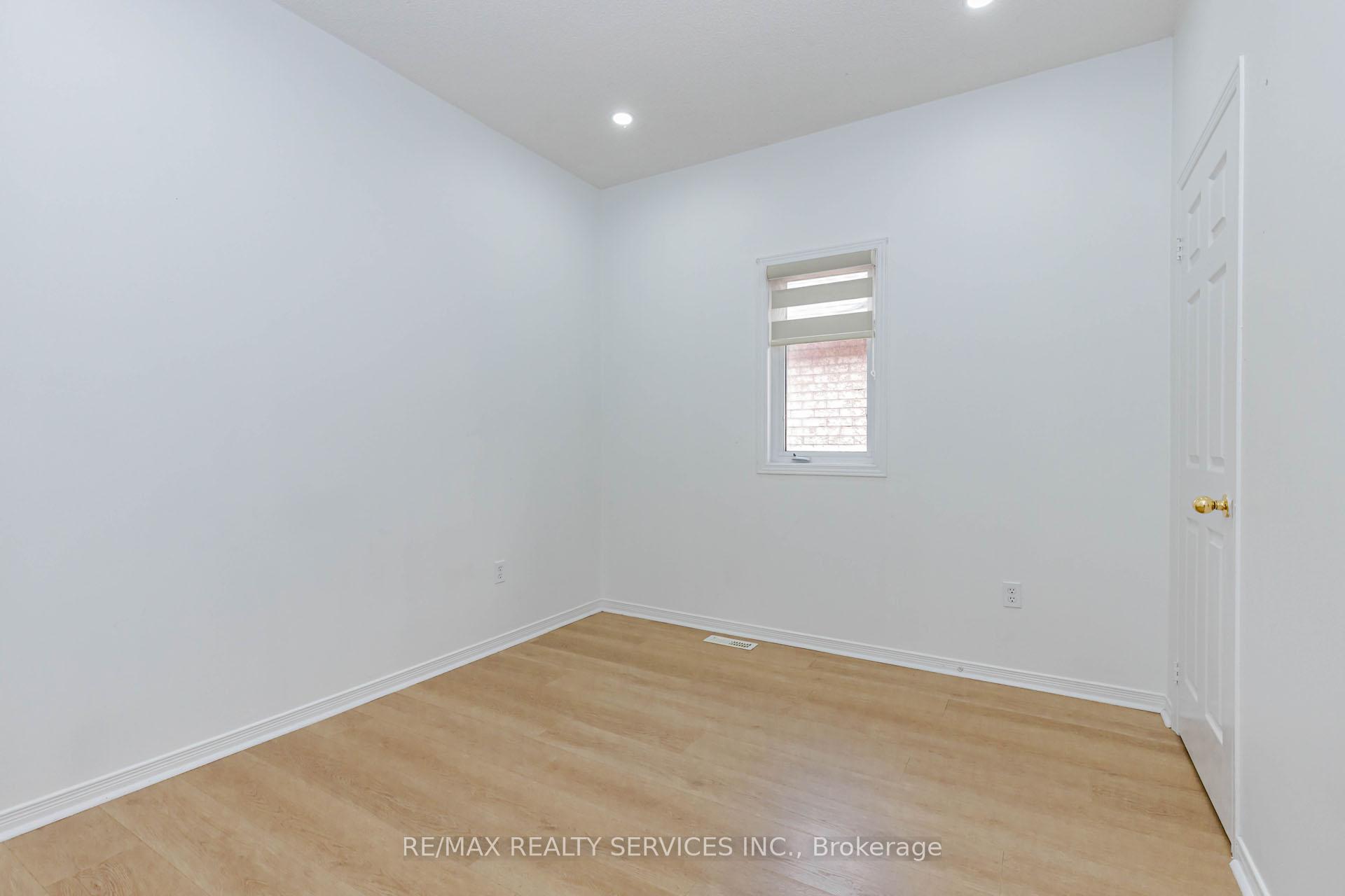 Photo 30 of 3 Orchid Drive, Brampton, Northwest Sandalwood Parkway — HOMEH