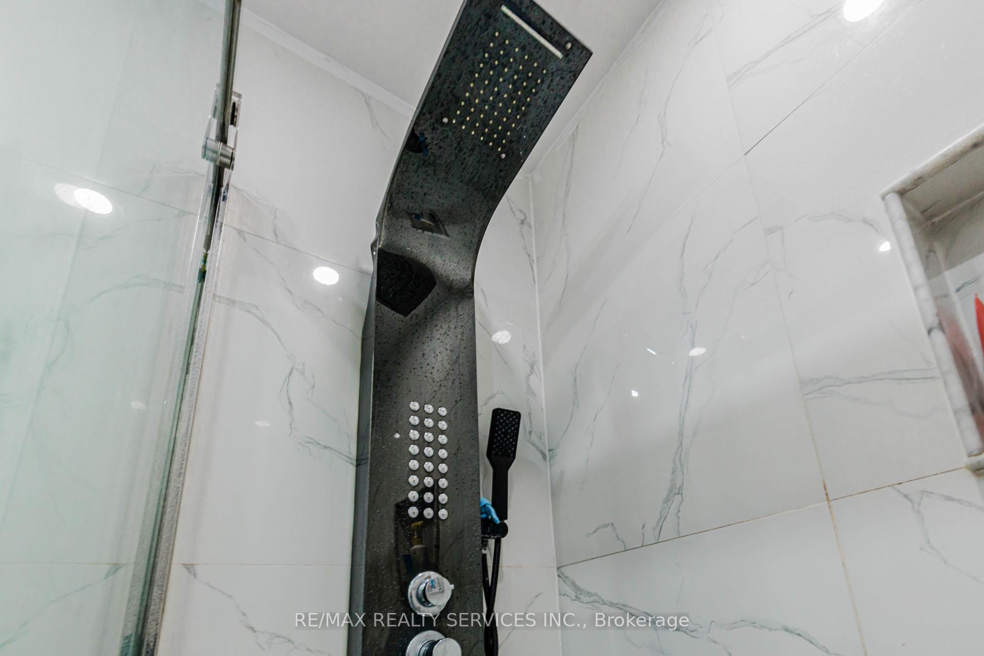 Photo 41 of 3 Orchid Drive, Brampton, Northwest Sandalwood Parkway — HOMEH