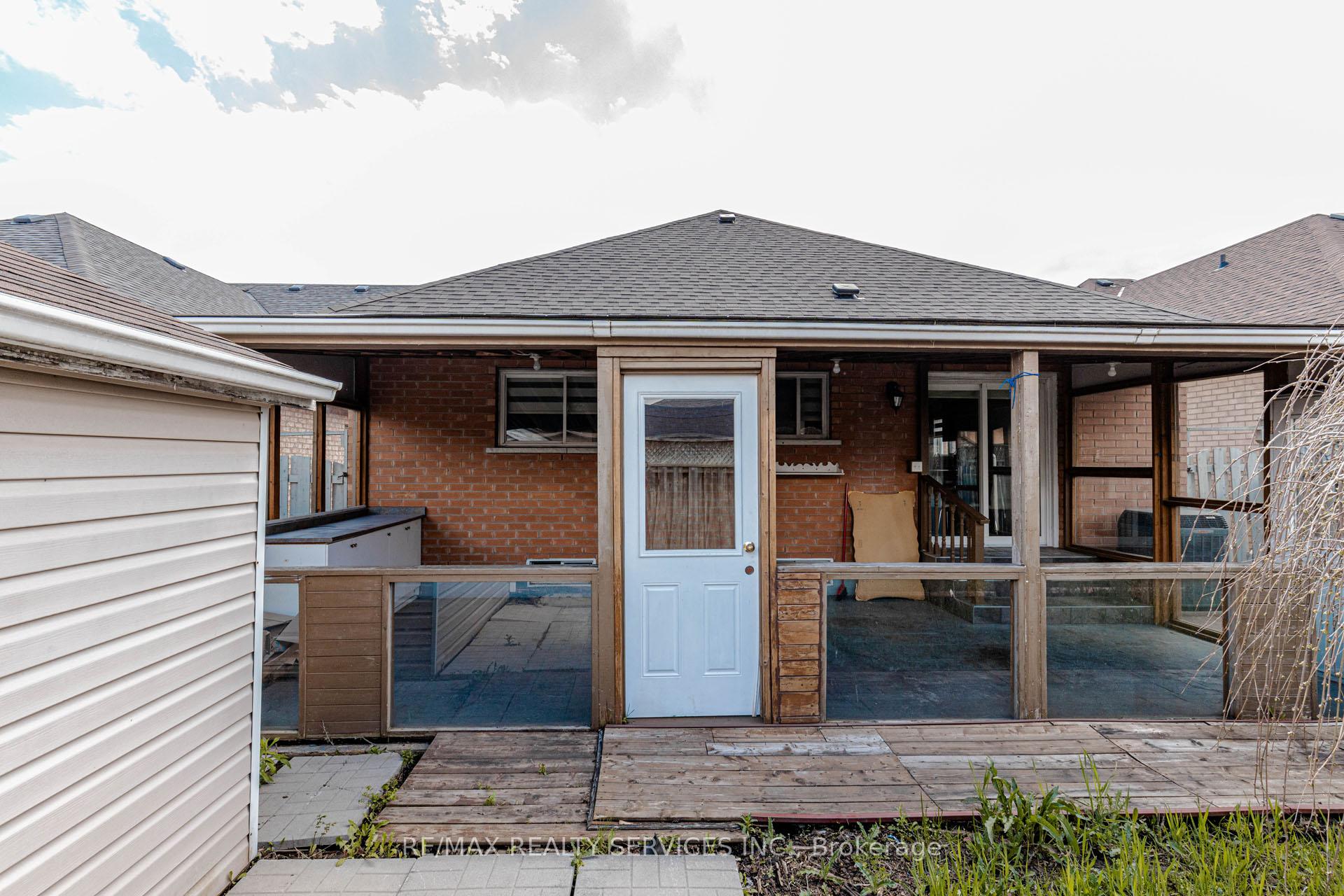 Photo 50 of 3 Orchid Drive, Brampton, Northwest Sandalwood Parkway — HOMEH