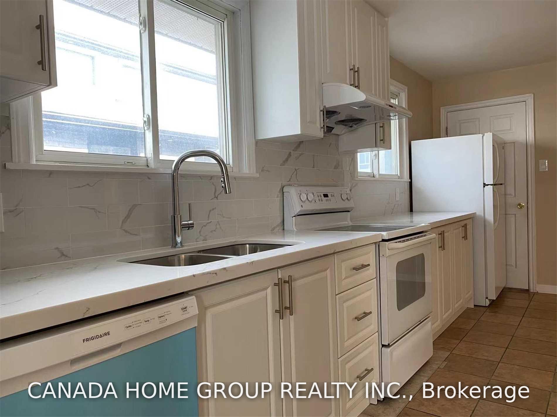 Photo 4 of Unit Upper, 820 Forestwood Drive, Mississauga, Erindale — HOMEH