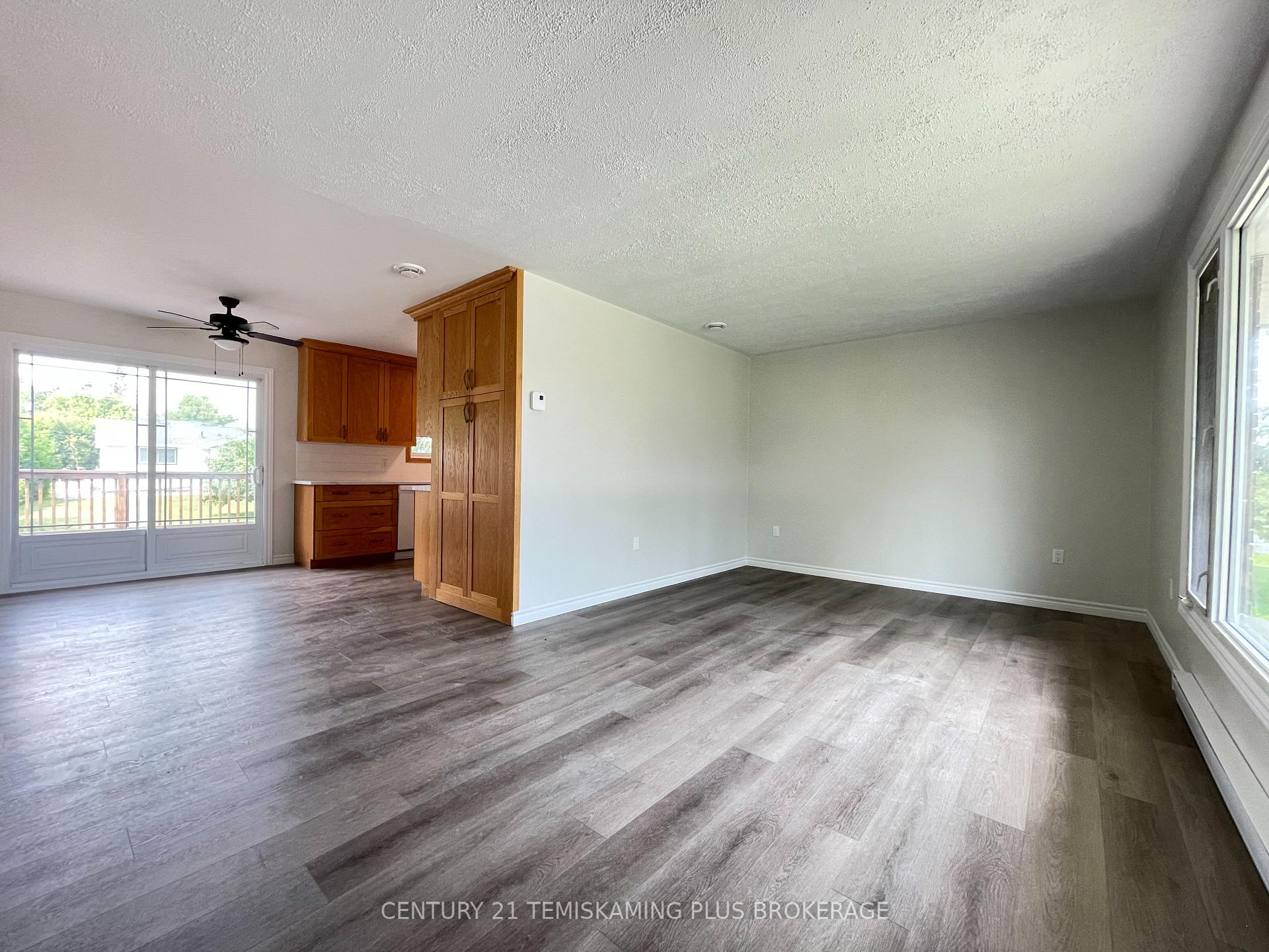 Photo 12 of 225 Hessle Avenue, Temiskaming Shores, New Liskeard — HOMEH