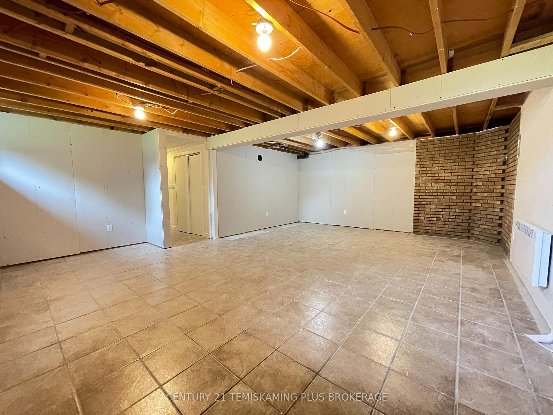 Photo 24 of 225 Hessle Avenue, Temiskaming Shores, New Liskeard — HOMEH