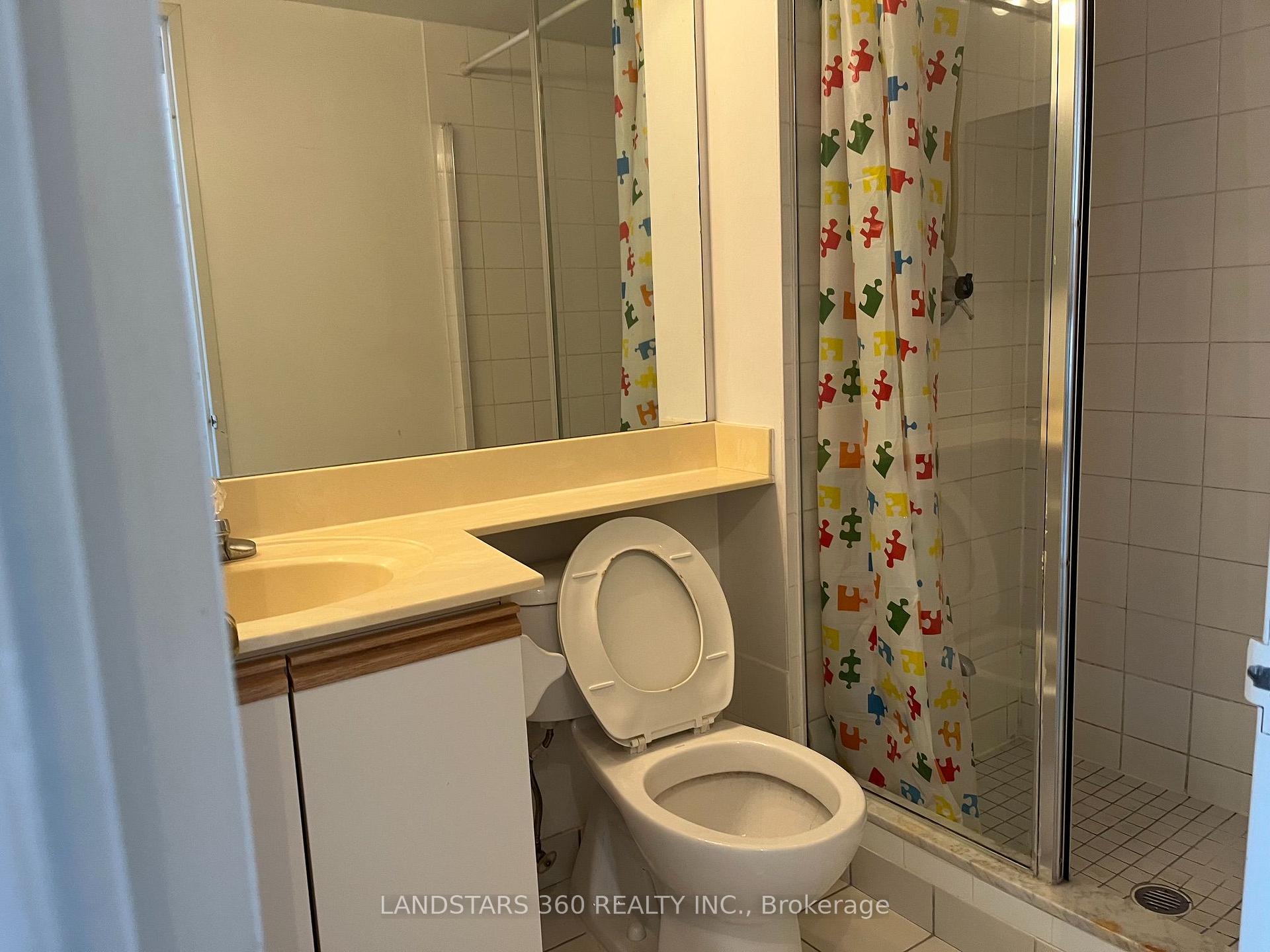 Photo 13 of Unit 902, 18 Hillcrest Avenue, North York, Willowdale East — HOMEH