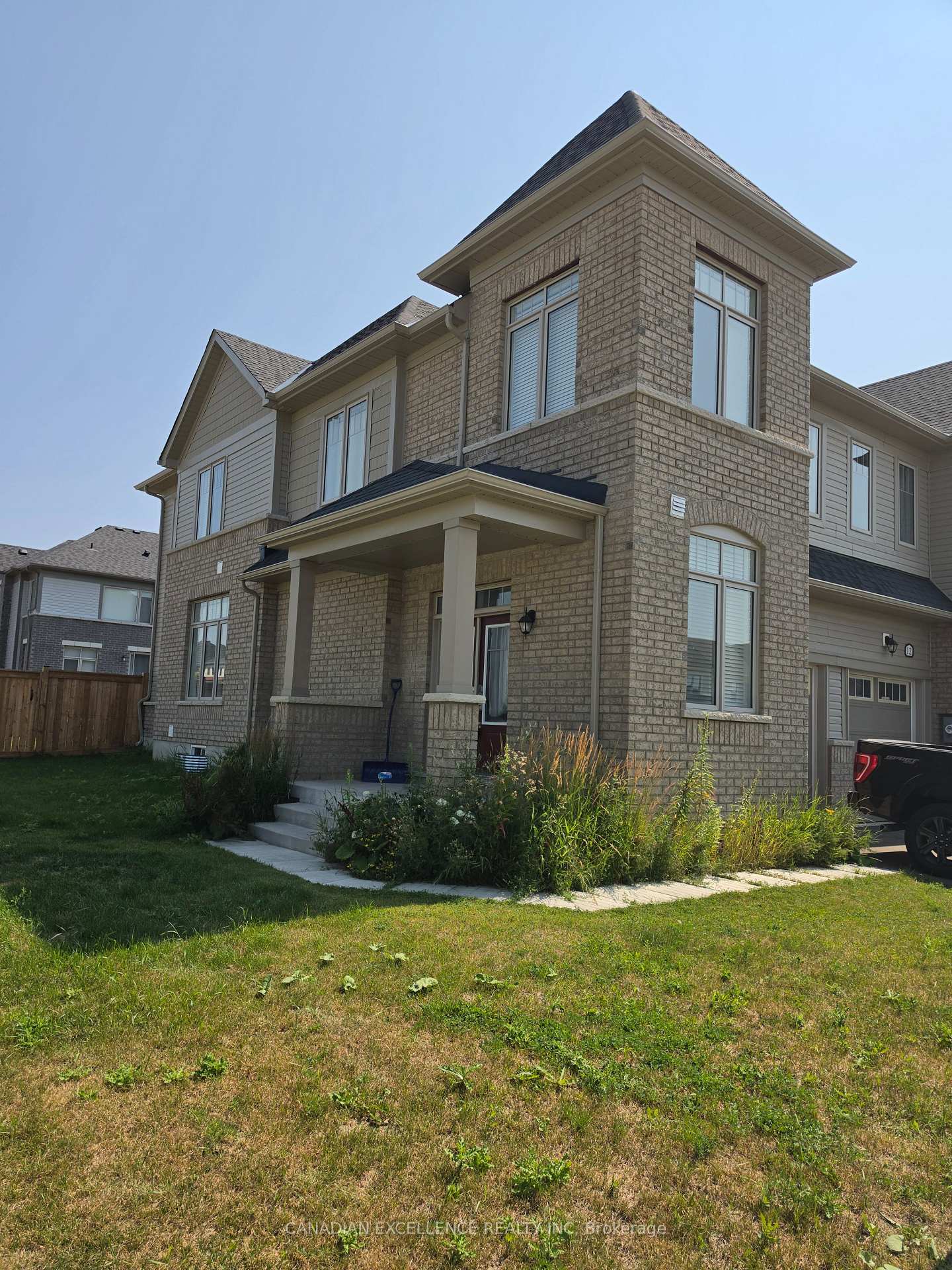 Photo 3 of 10 Edminston Drive, Centre Wellington, Fergus — HOMEH