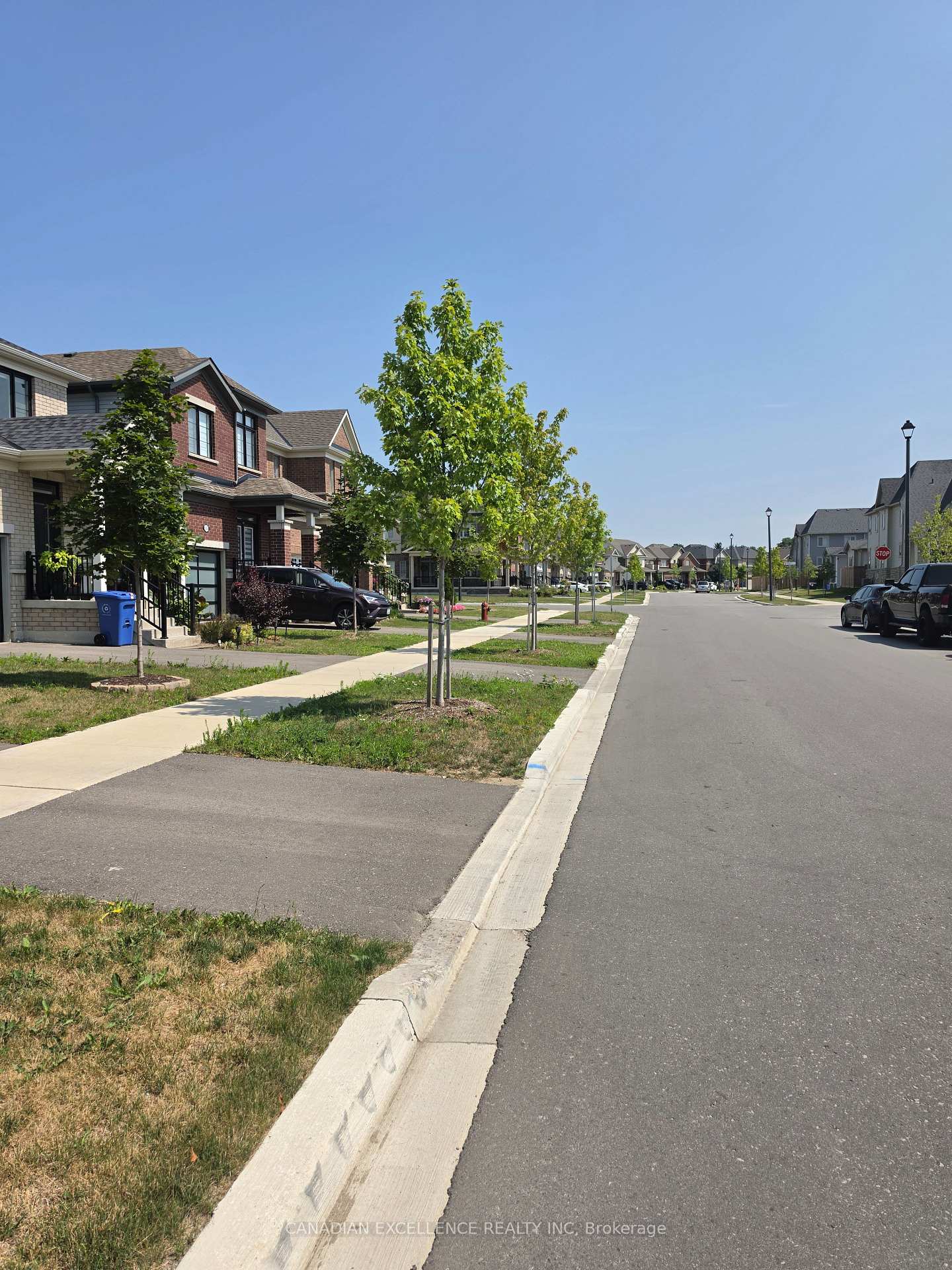 Photo 5 of 10 Edminston Drive, Centre Wellington, Fergus — HOMEH