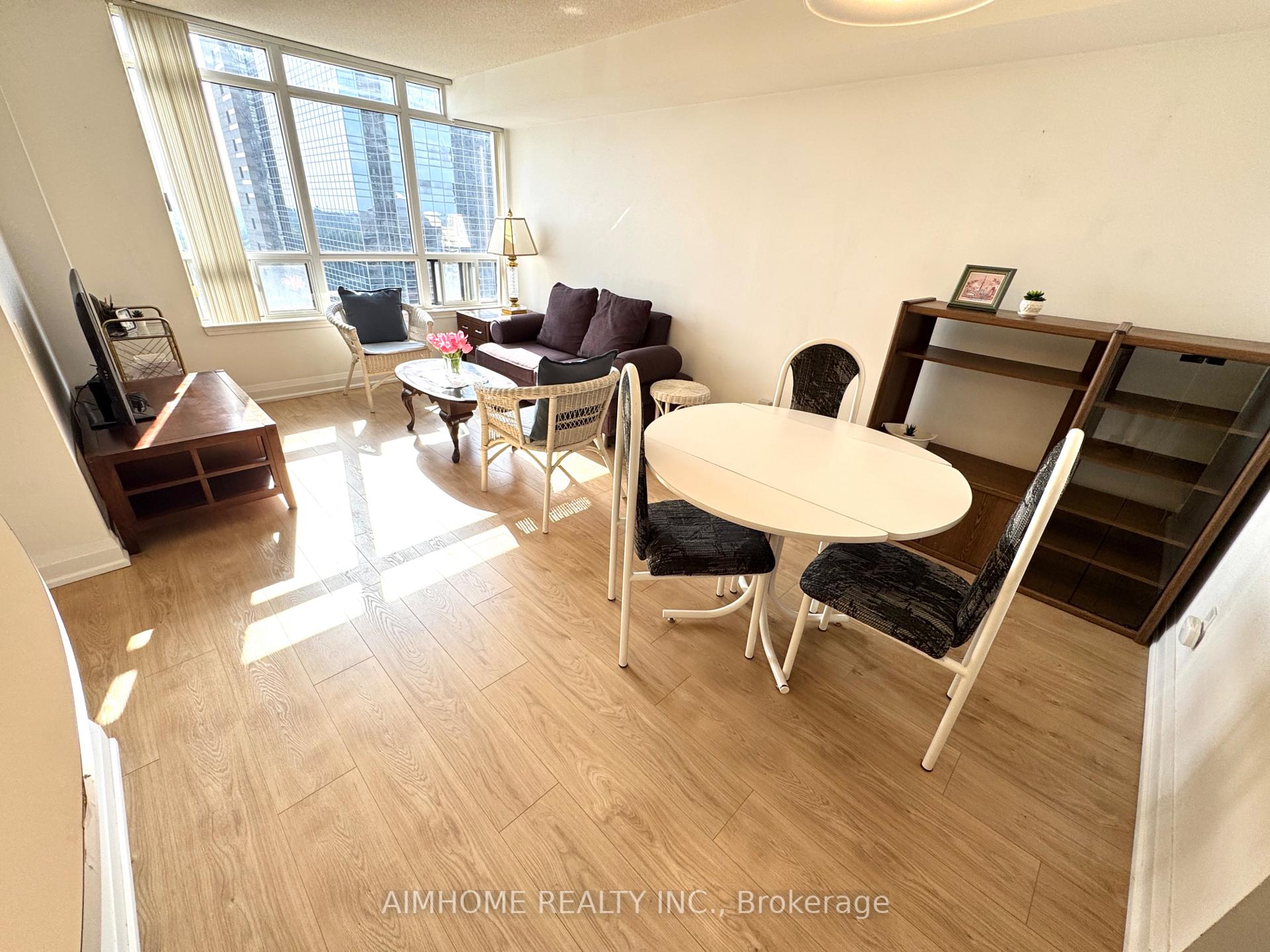 Photo 13 of Unit 2101, 8 Hillcrest Avenue, North York, Willowdale East — HOMEH