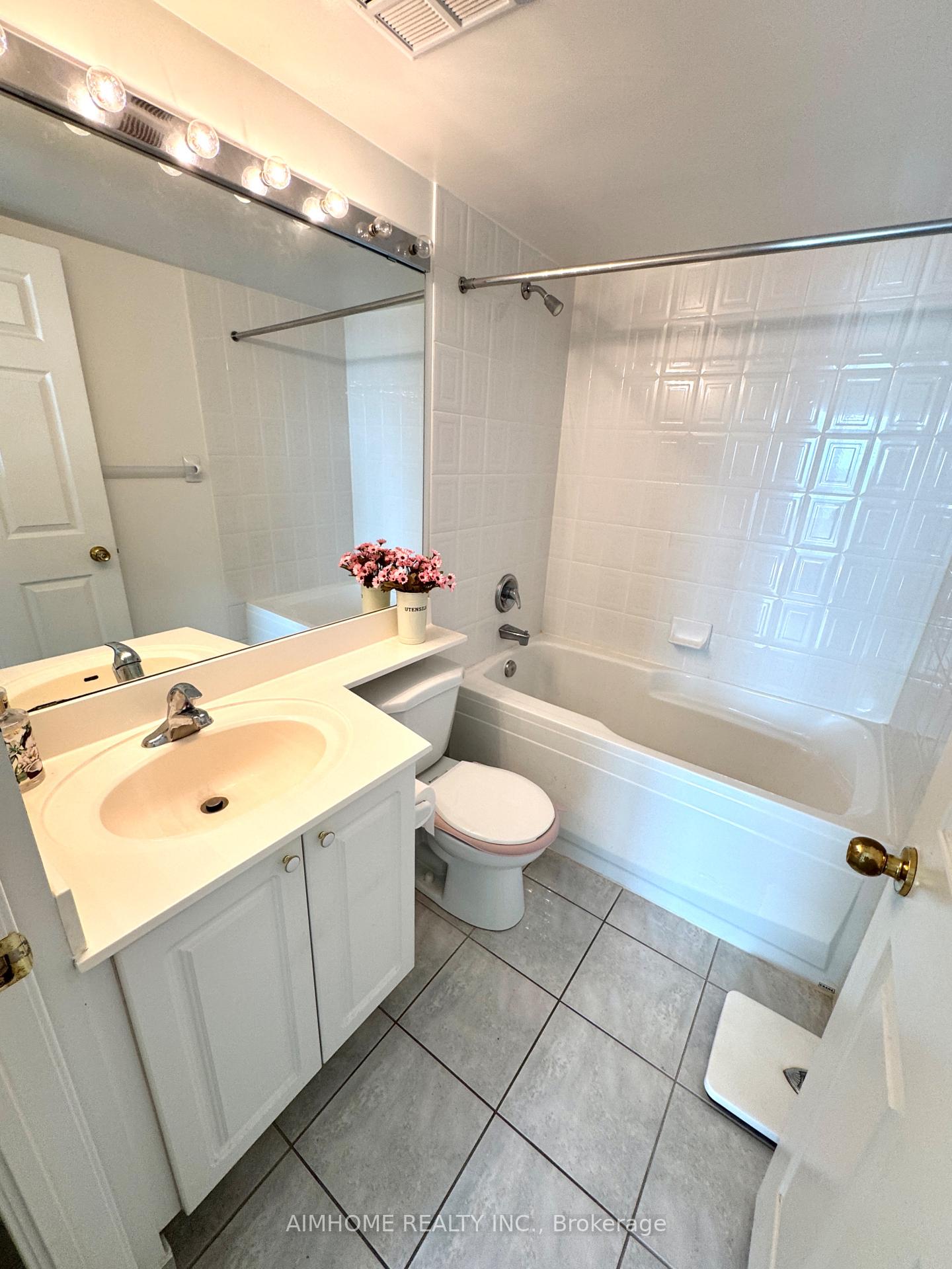 Photo 23 of Unit 2101, 8 Hillcrest Avenue, North York, Willowdale East — HOMEH