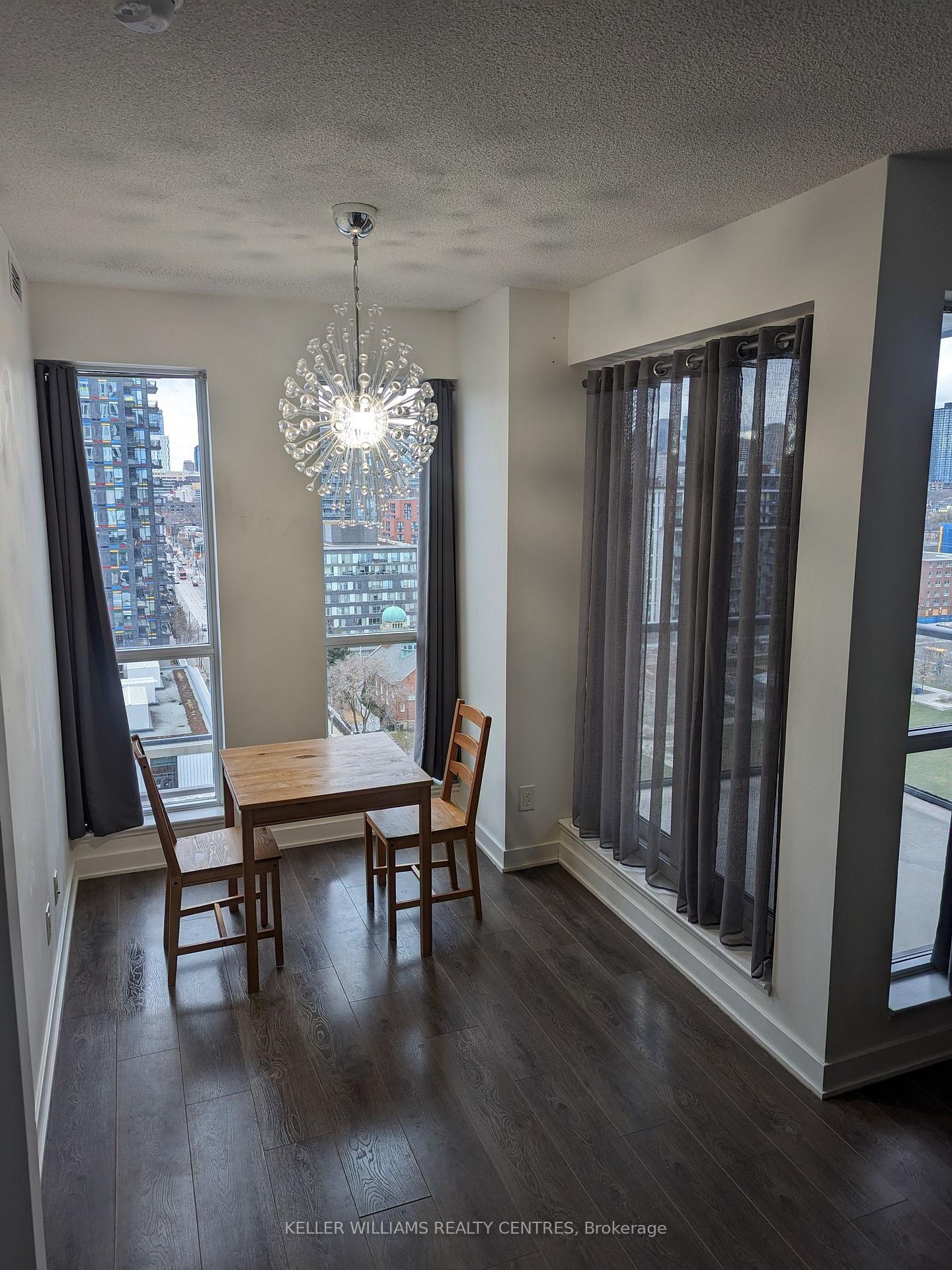 Photo 4 of Unit 1409, 170 Sumach Street, Toronto, Regent Park — HOMEH