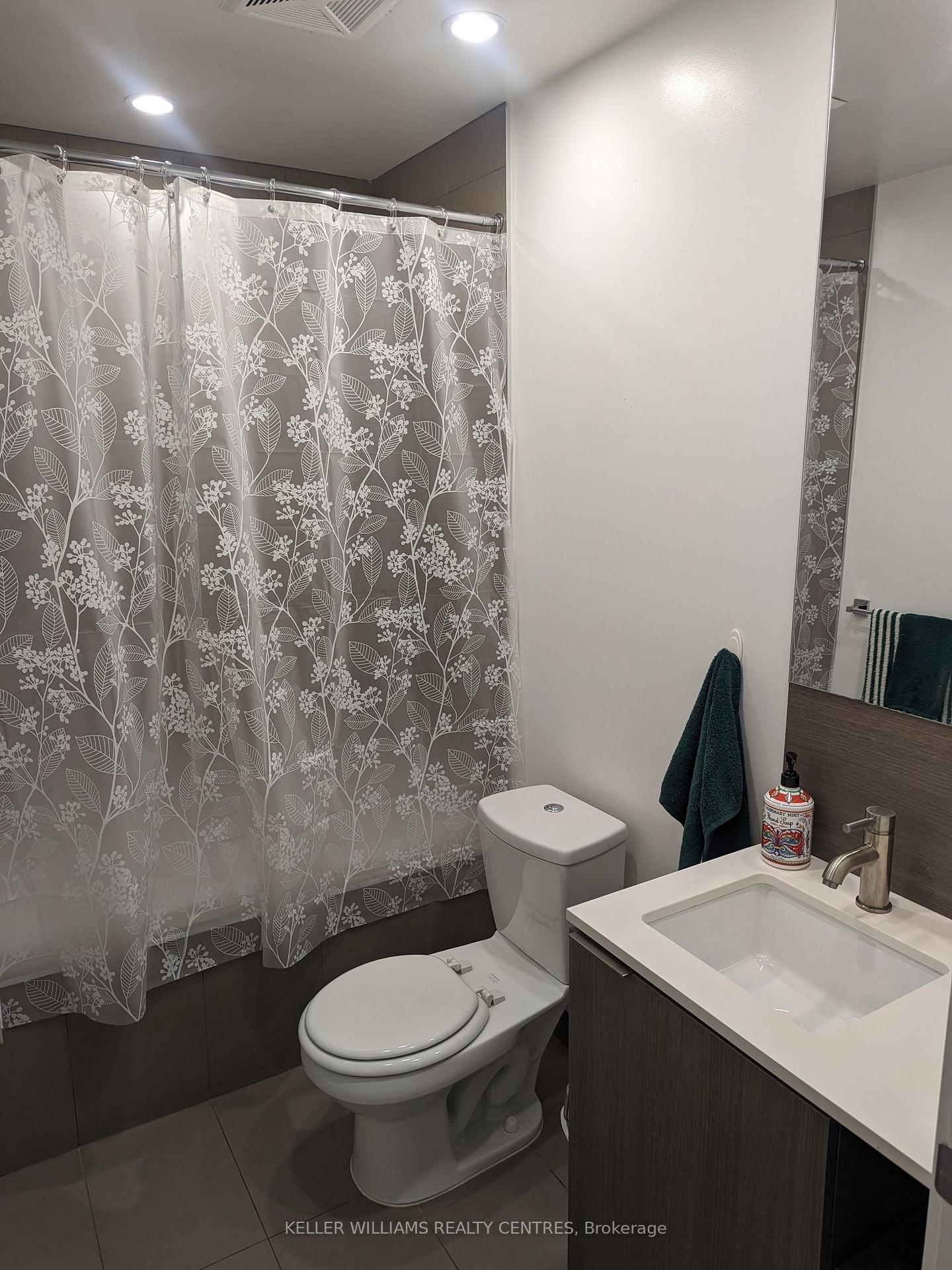 Photo 12 of Unit 1409, 170 Sumach Street, Toronto, Regent Park — HOMEH