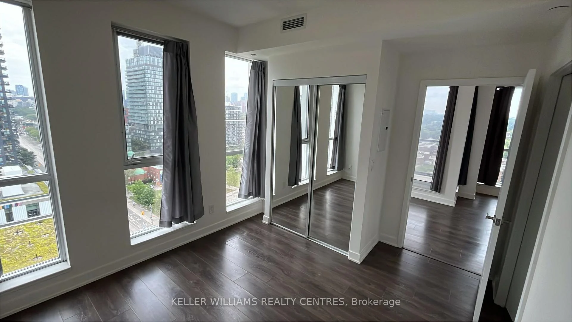 Photo 14 of Unit 1409, 170 Sumach Street, Toronto, Regent Park — HOMEH