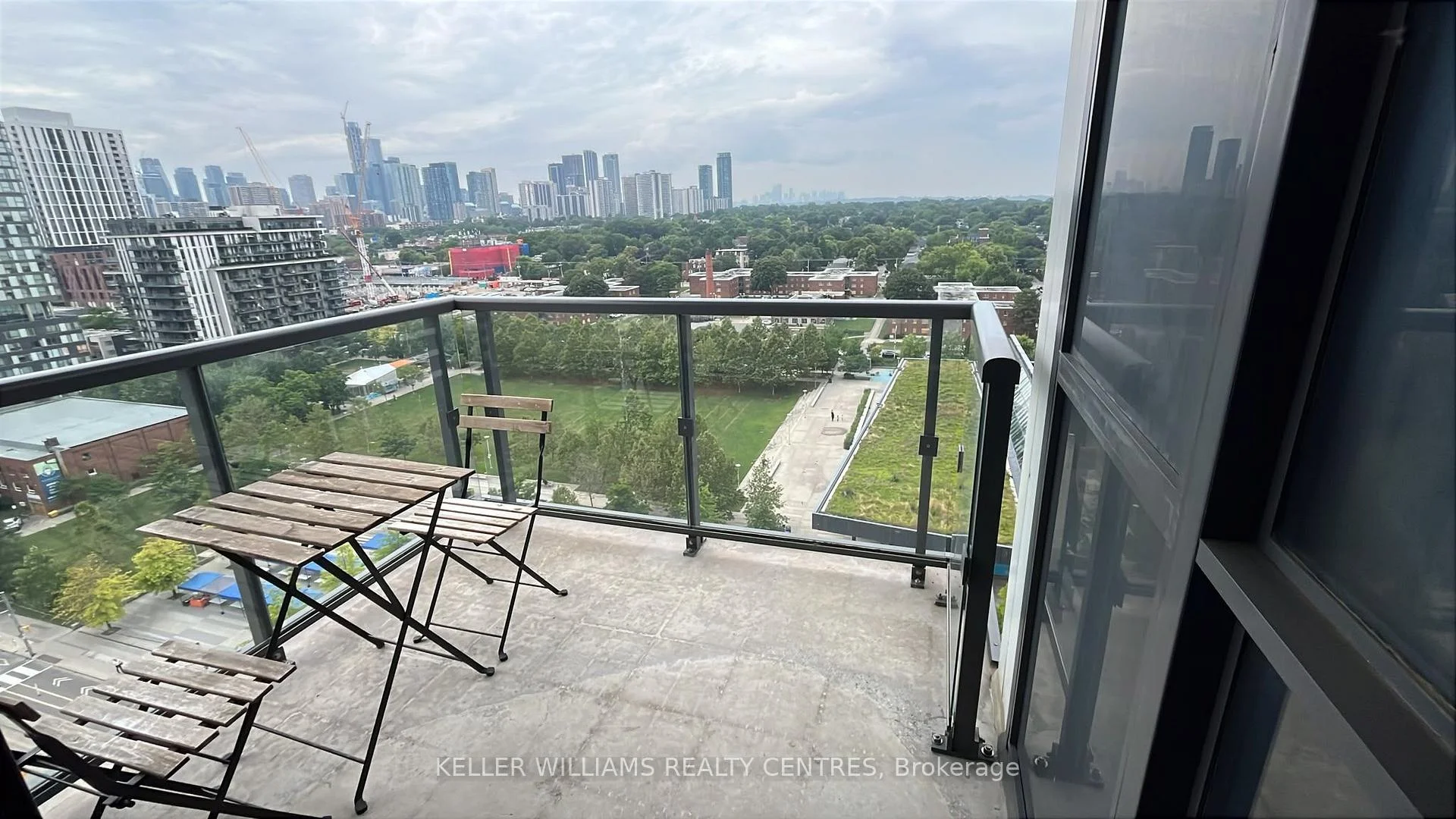 Photo 19 of Unit 1409, 170 Sumach Street, Toronto, Regent Park — HOMEH