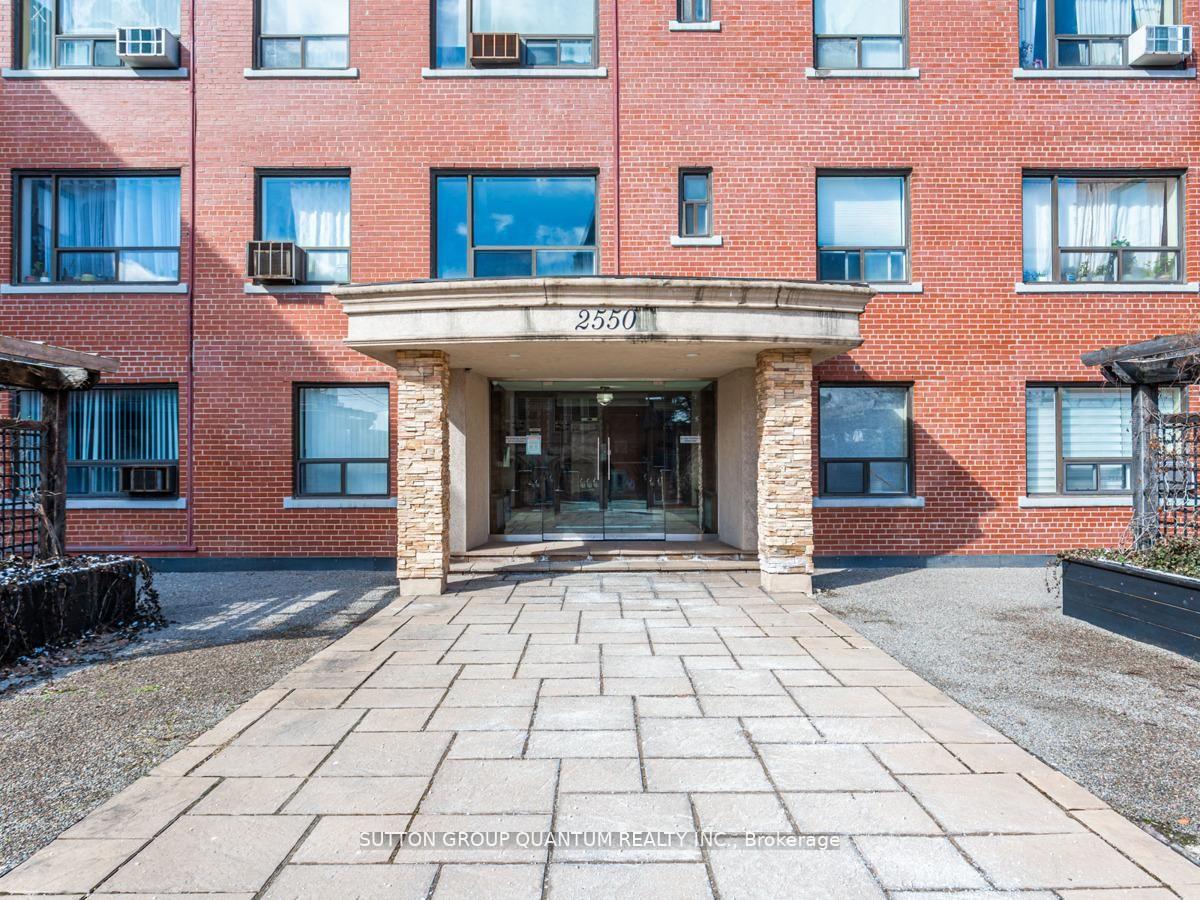 Photo 3 of Unit 218, 2550 Bathurst Street, Toronto, Forest Hill North — HOMEH