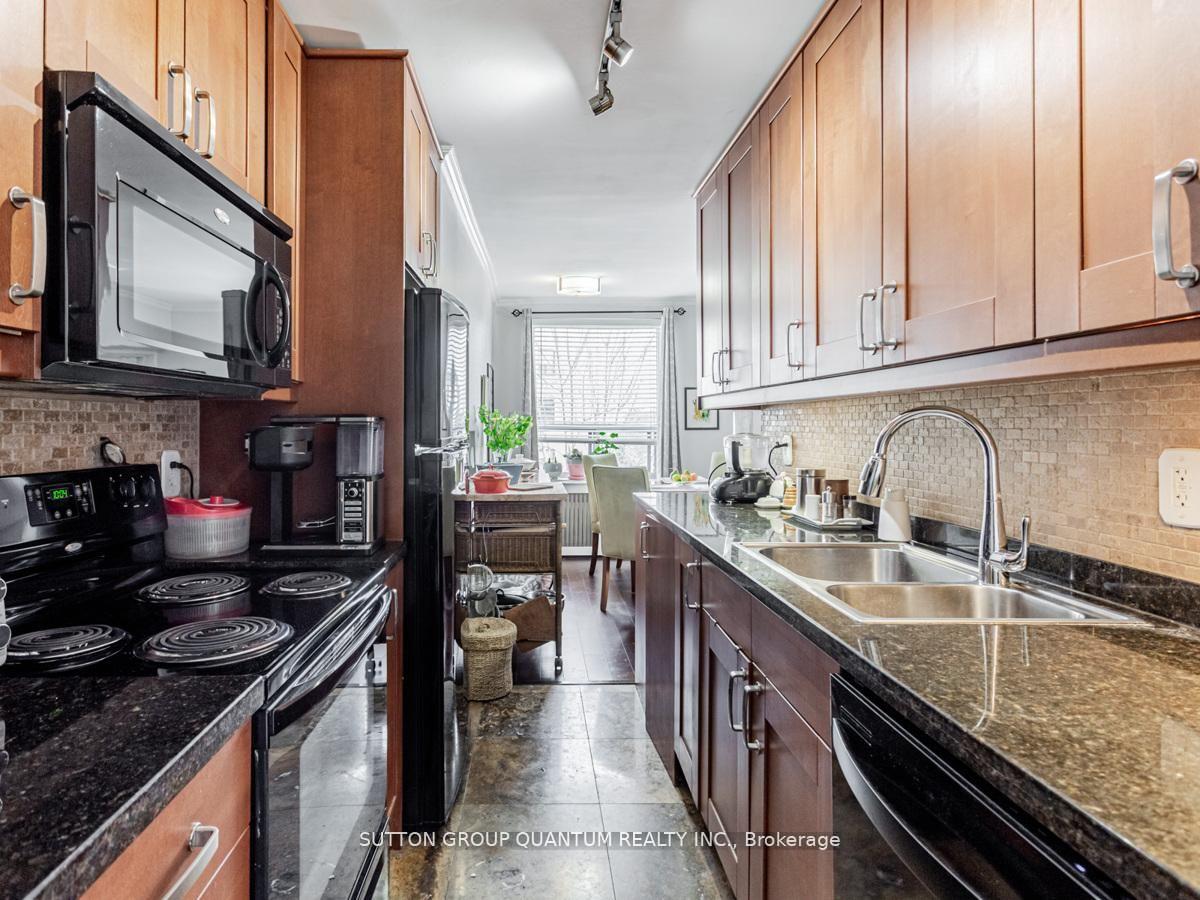 Photo 8 of Unit 218, 2550 Bathurst Street, Toronto, Forest Hill North — HOMEH