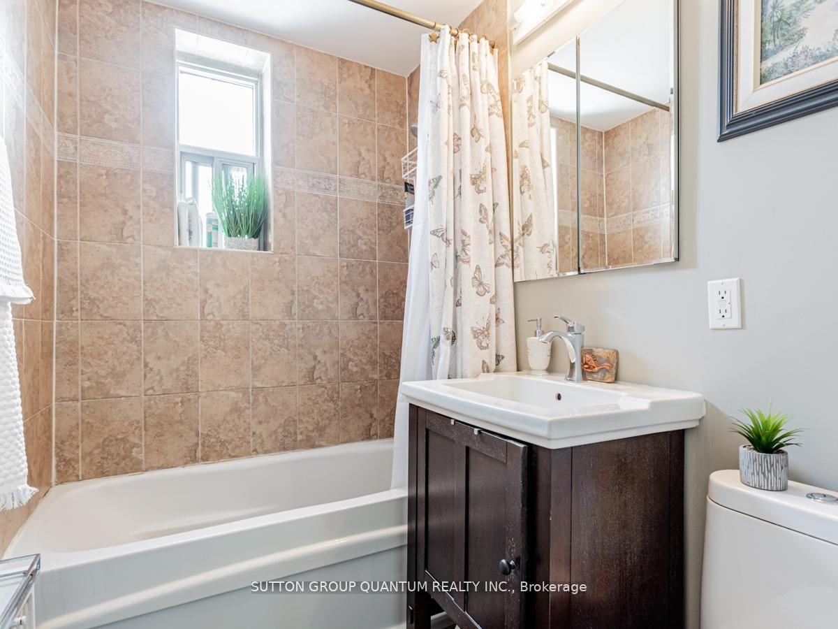 Photo 15 of Unit 218, 2550 Bathurst Street, Toronto, Forest Hill North — HOMEH