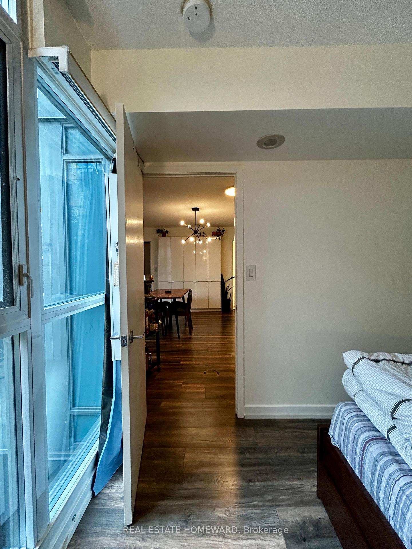 Photo 7 of Unit 331, 15 Iceboat Terrace, Toronto, Waterfront Communities — HOMEH