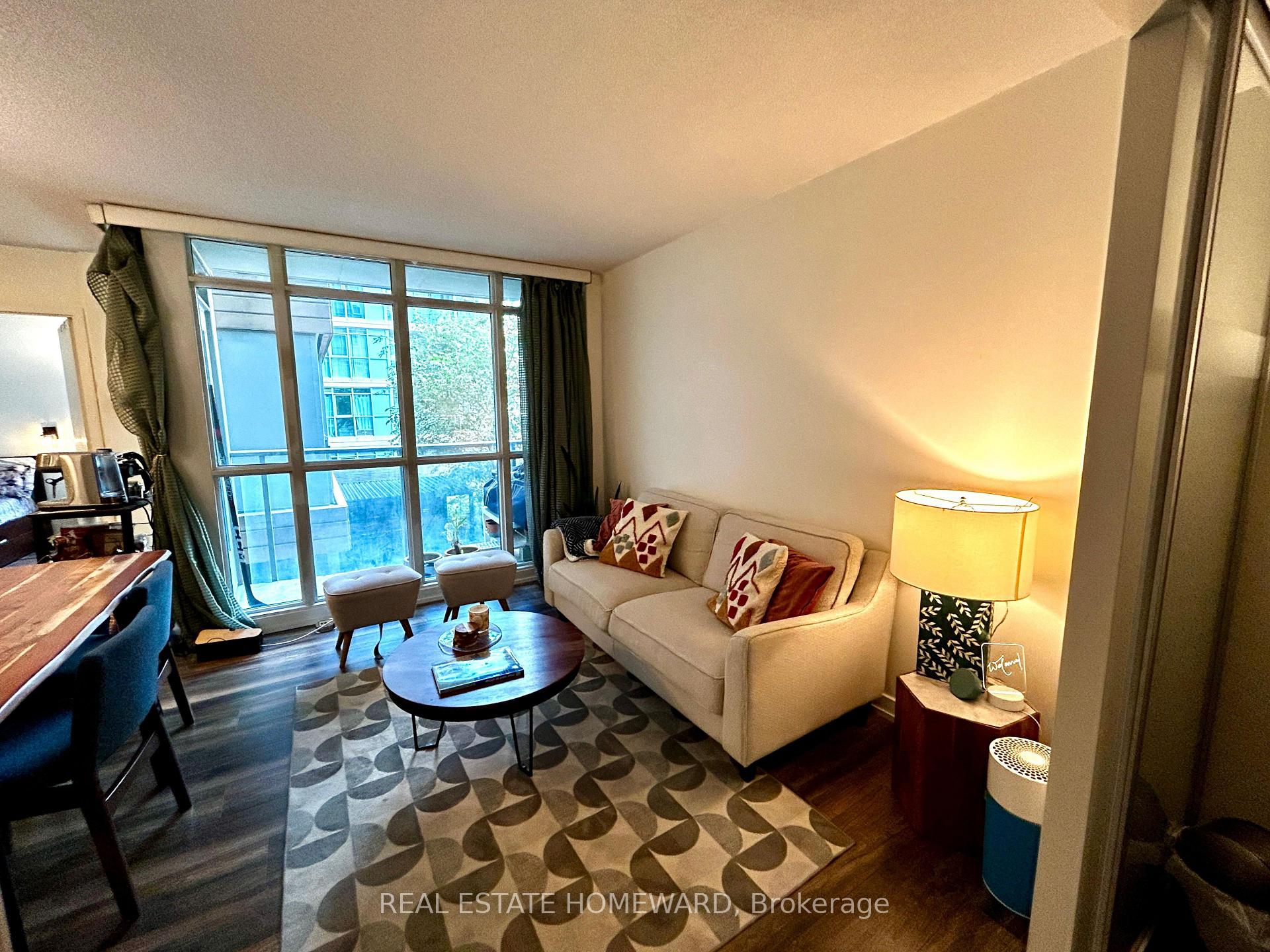Photo 6 of Unit 331, 15 Iceboat Terrace, Toronto, Waterfront Communities — HOMEH