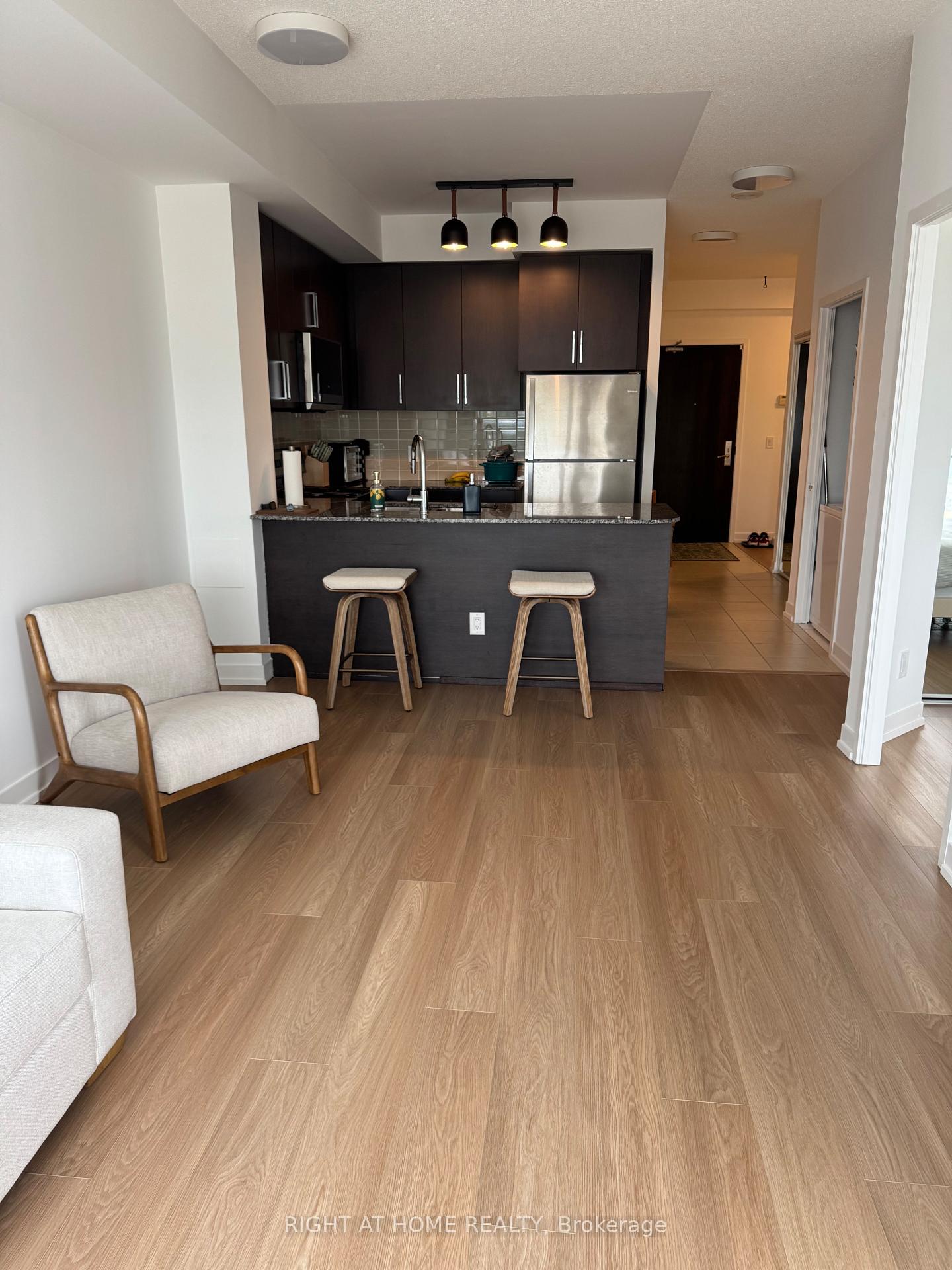 Photo 10 of Unit 1110, 840 Queens Plate Drive, Etobicoke, West Humber-Clairville — HOMEH