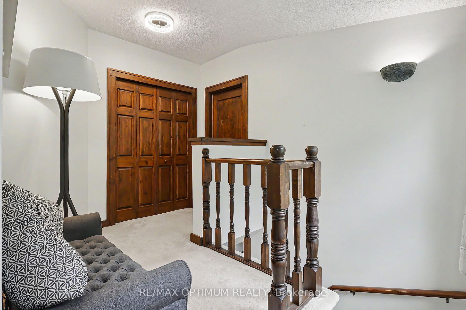 Photo 21 of 25 Buckingham Road, Sarnia — HOMEH