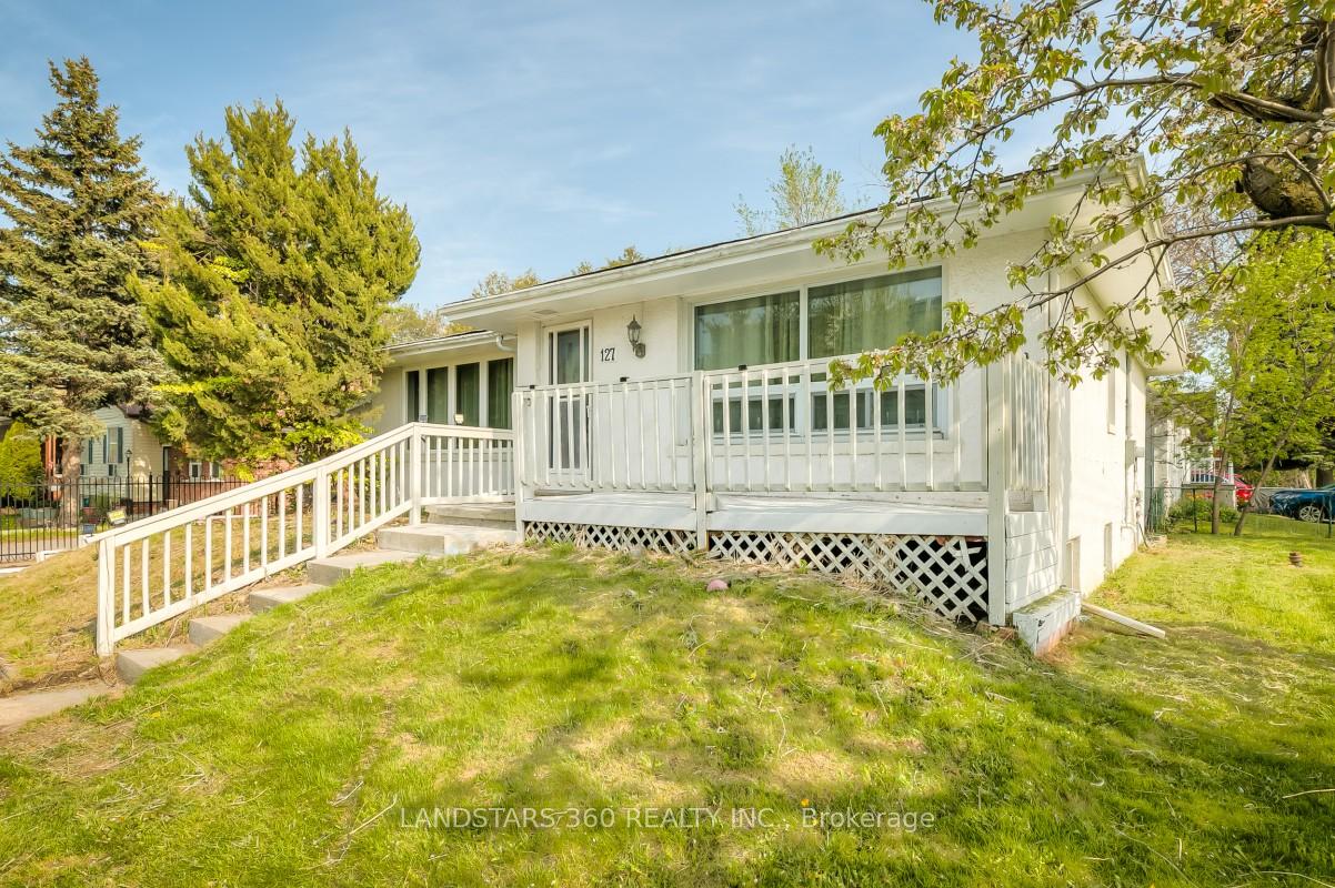 Photo 2 of 127 Galloway Road, Scarborough, West Hill — HOMEH