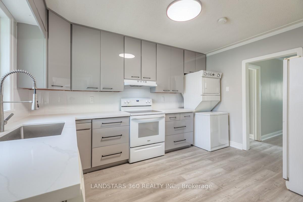 Photo 13 of 127 Galloway Road, Scarborough, West Hill — HOMEH