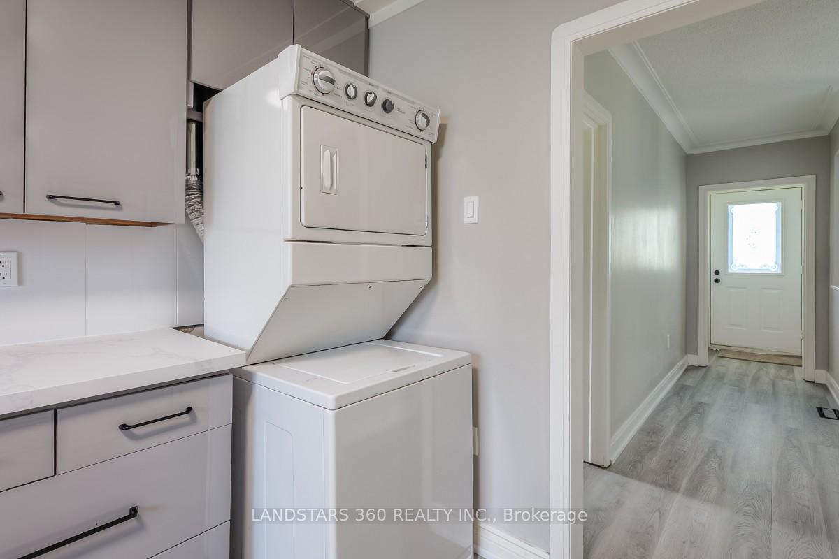 Photo 15 of 127 Galloway Road, Scarborough, West Hill — HOMEH
