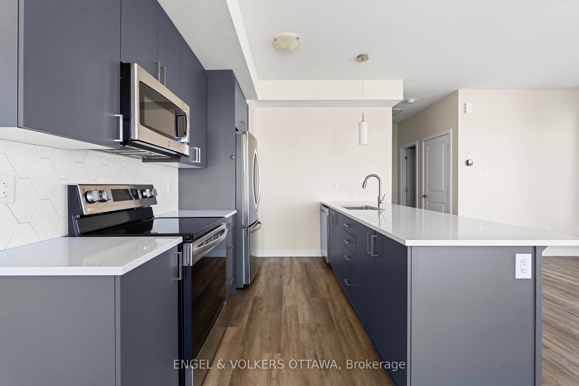 Photo 13 of 631 Corporal Private, Ottawa, Blossom Park/Kemp Park/Findlay Creek — HOMEH