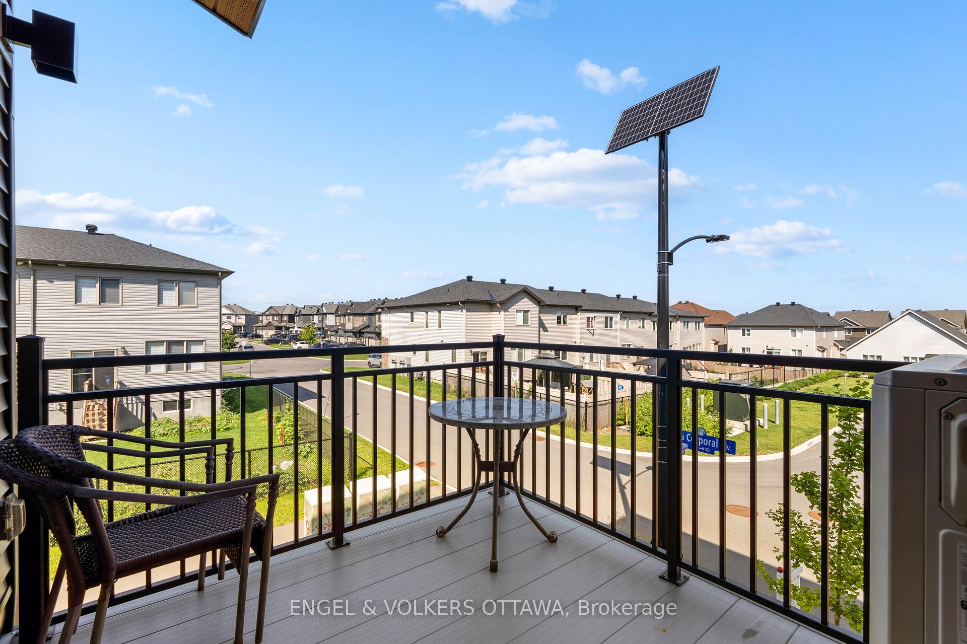 Photo 17 of 631 Corporal Private, Ottawa, Blossom Park/Kemp Park/Findlay Creek — HOMEH