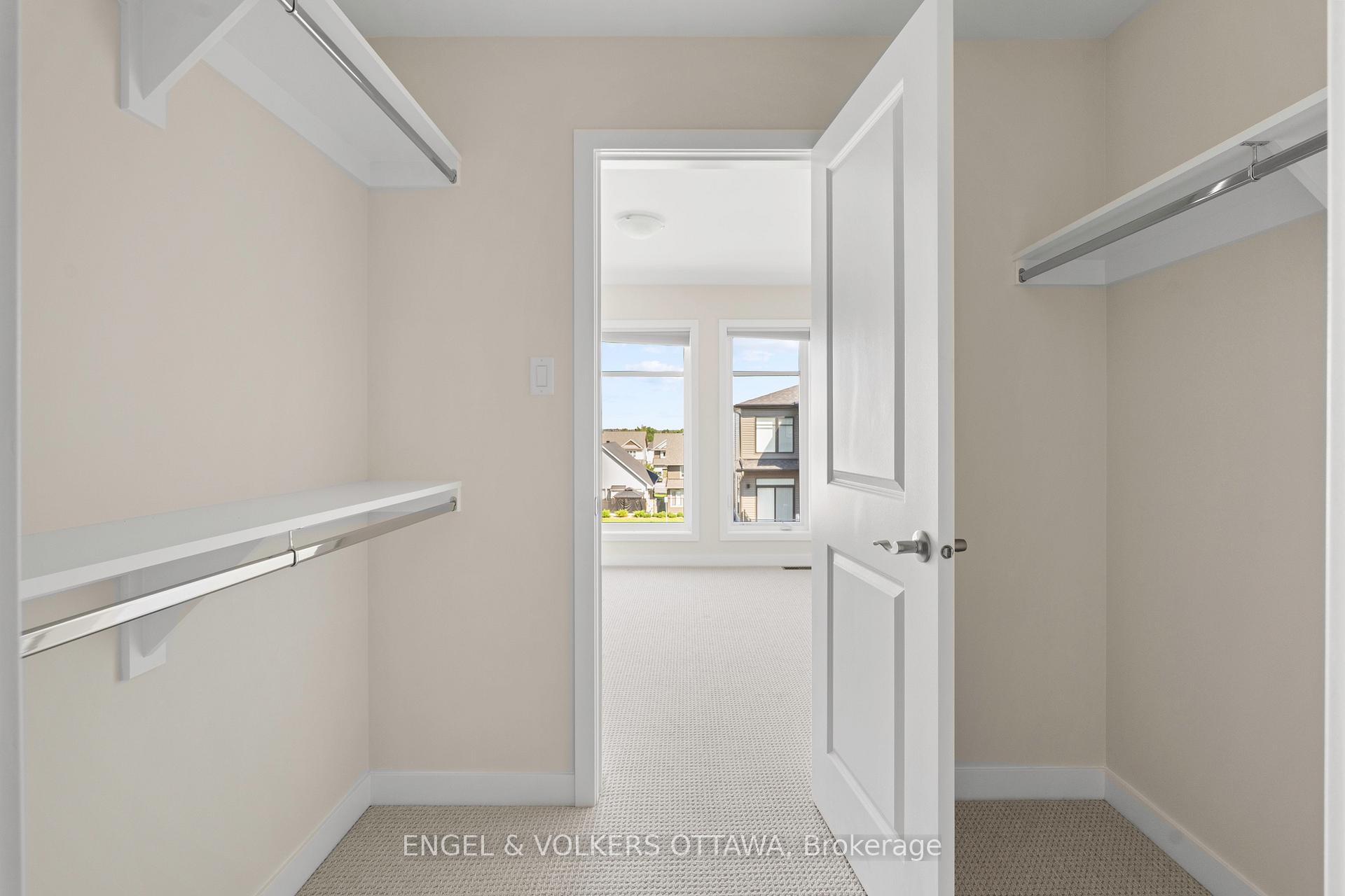 Photo 23 of 631 Corporal Private, Ottawa, Blossom Park/Kemp Park/Findlay Creek — HOMEH