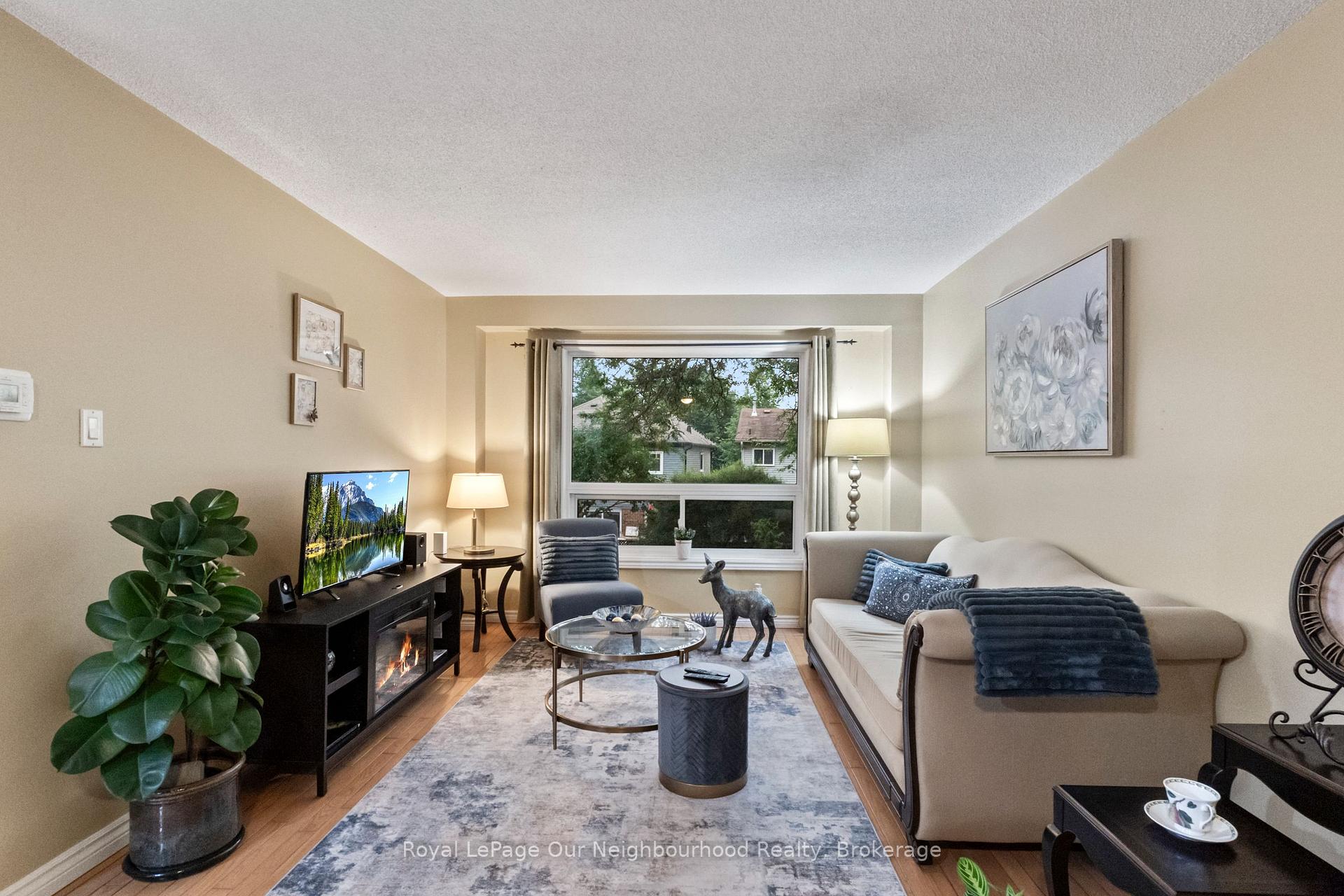 Photo 12 of 23 Woodward Drive, Whitby, Pringle Creek — HOMEH