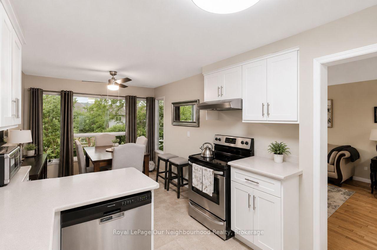 Photo 17 of 23 Woodward Drive, Whitby, Pringle Creek — HOMEH