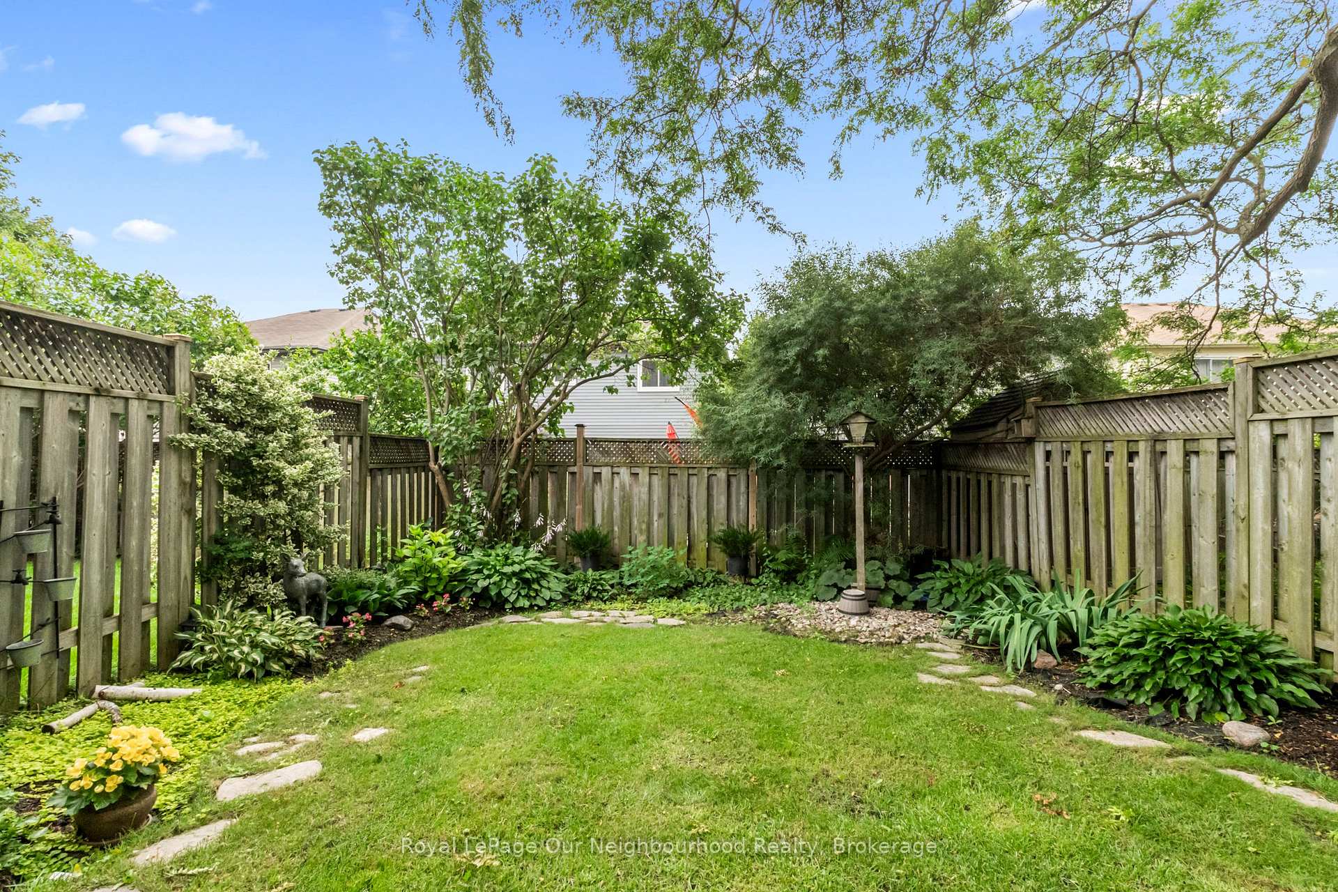 Photo 40 of 23 Woodward Drive, Whitby, Pringle Creek — HOMEH