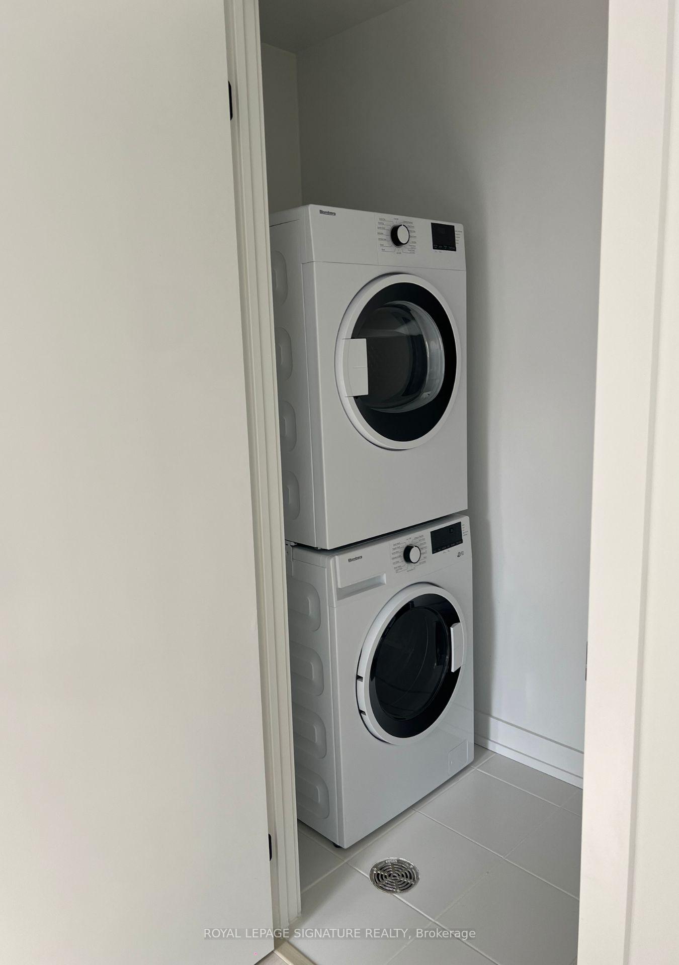 Photo 9 of Unit 2903, 117 Broadway Avenue, Toronto, Mount Pleasant West — HOMEH