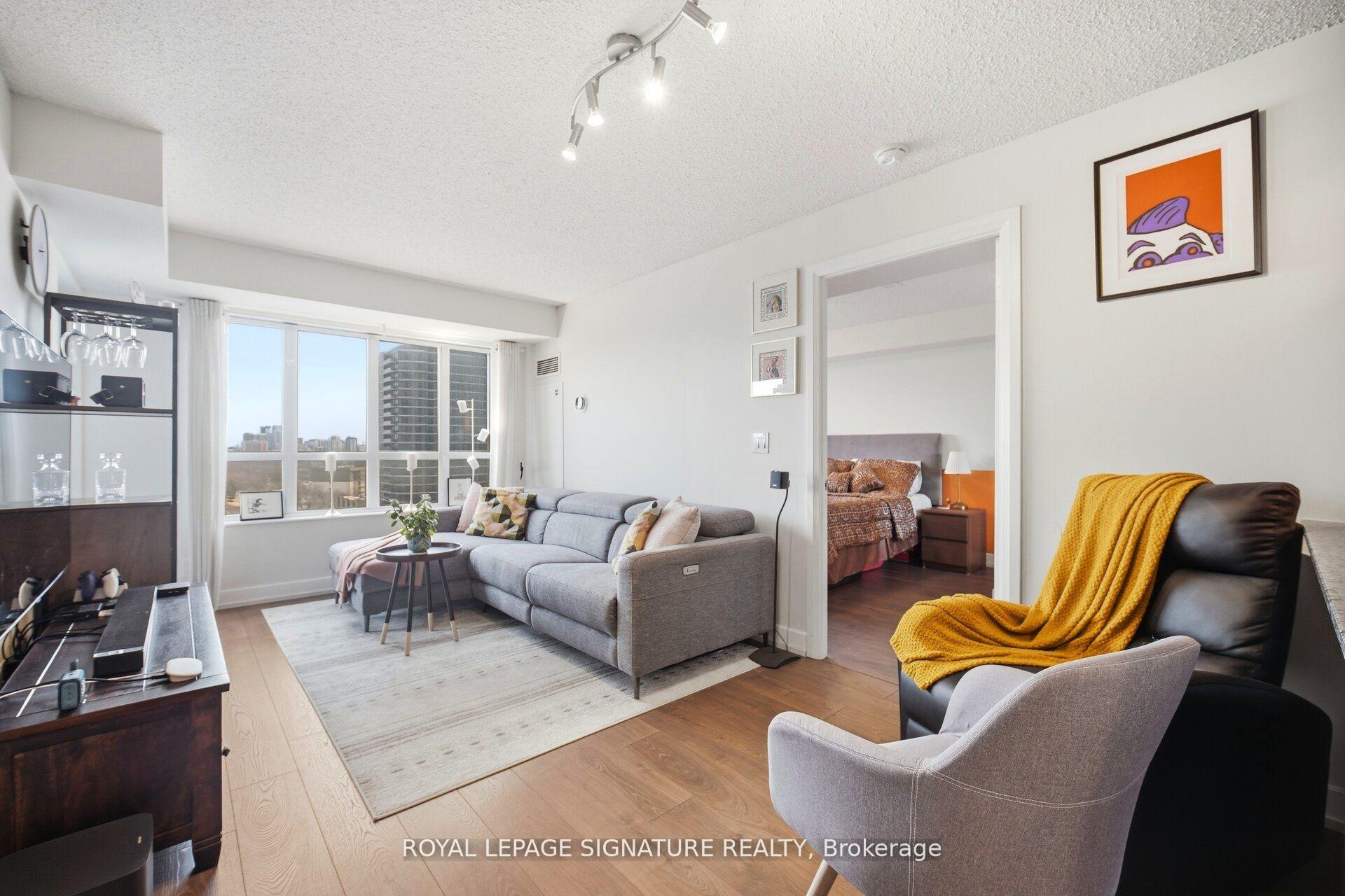 Photo 13 of Unit 926, 2 Eva Road E, Etobicoke, Etobicoke West Mall — HOMEH