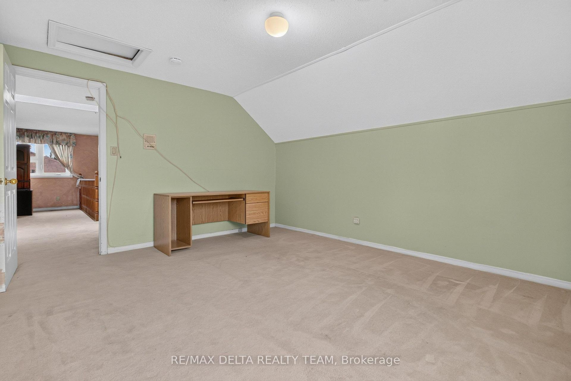 Photo 27 of 13 Sherk Crescent, Ottawa, Kanata - Kanata Lakes/Heritage Hills — HOMEH