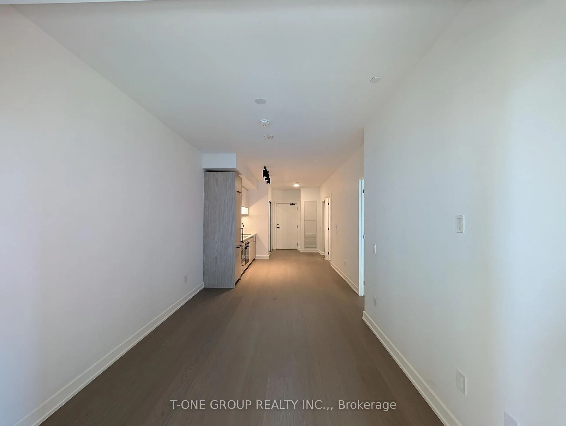 Photo 14 of Unit 739, 63 Montclair Avenue, Toronto, Mount Pleasant West — HOMEH