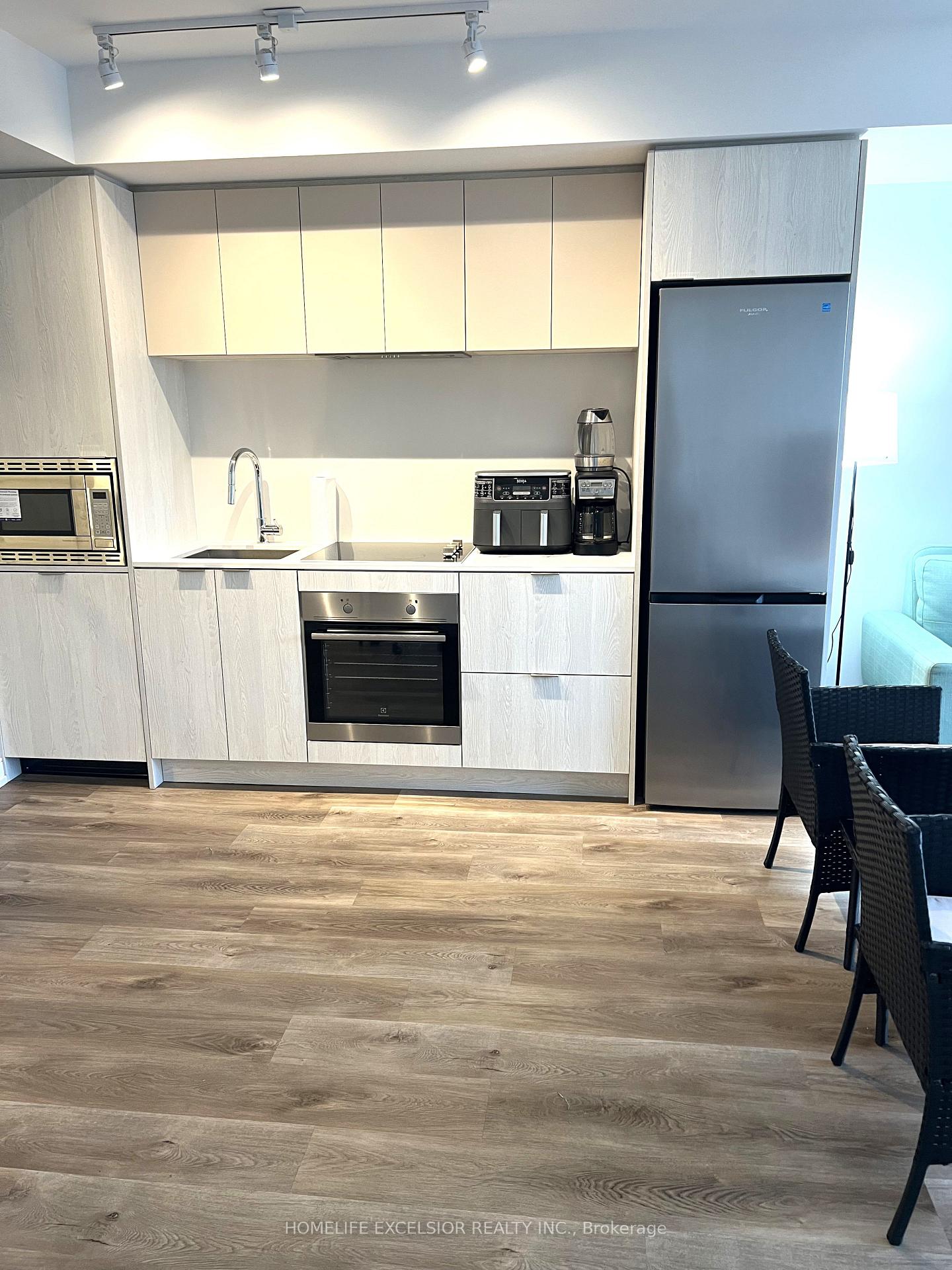 Photo 14 of Unit 806, 1 Jarvis Street, Hamilton, Beasley — HOMEH