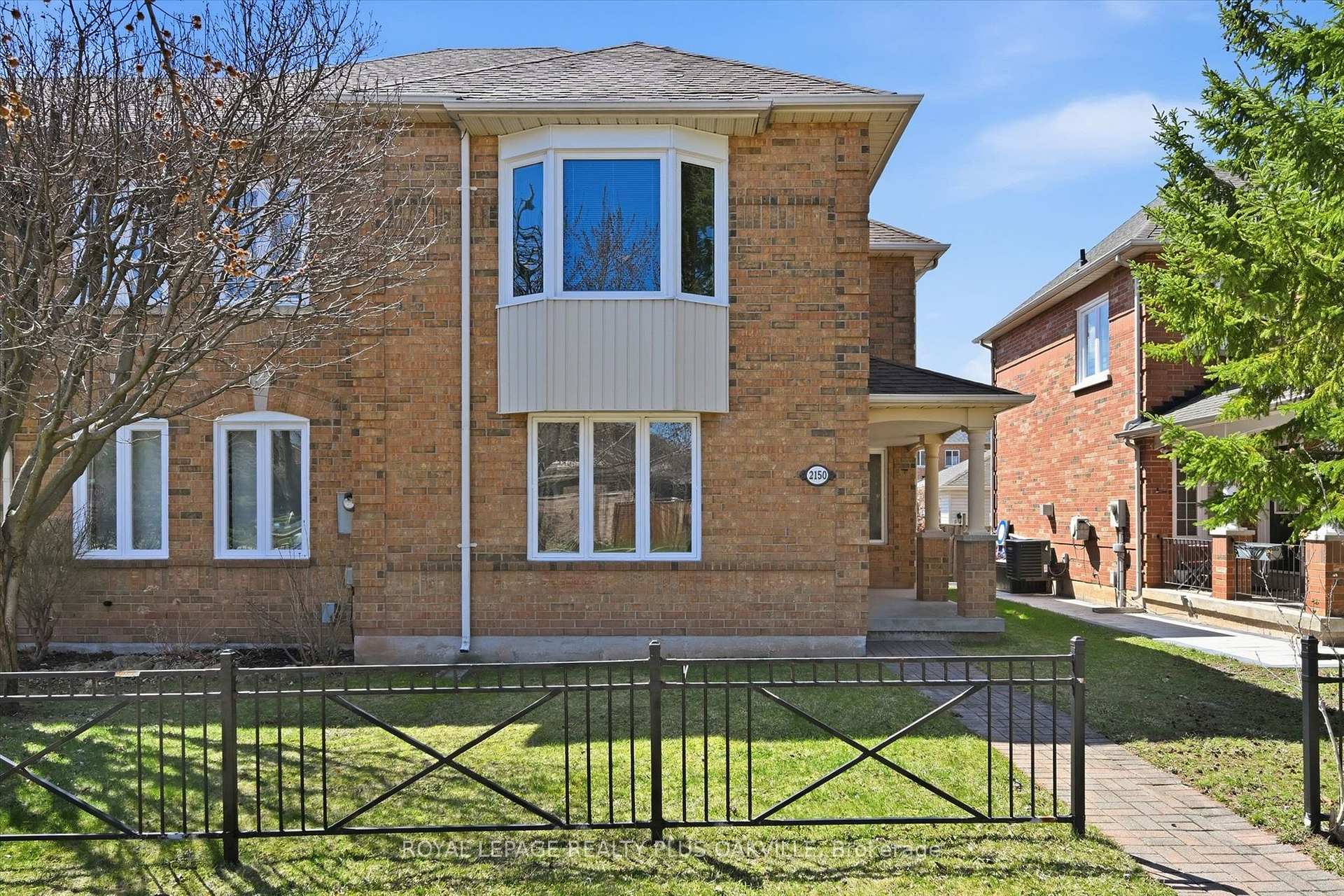 Photo 2 of Unit 2150, 2150 Fourth Line, Oakville, West Oak Trails — HOMEH