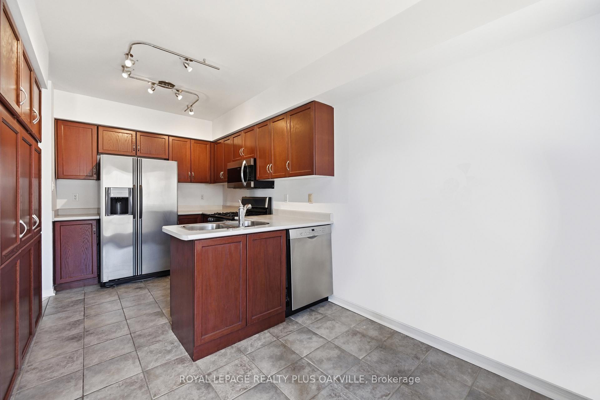 Photo 39 of Unit 2150, 2150 Fourth Line, Oakville, West Oak Trails — HOMEH