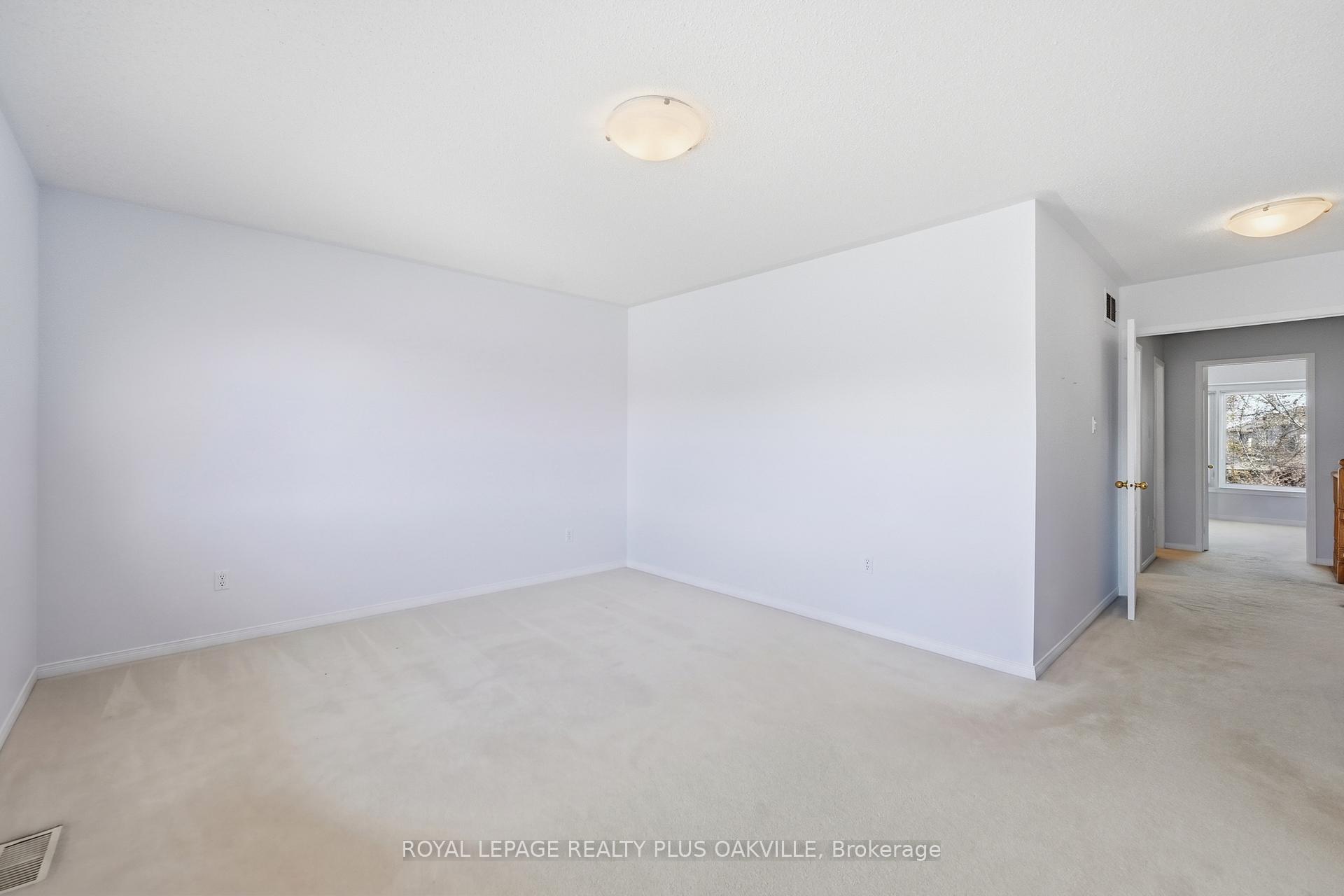 Photo 48 of Unit 2150, 2150 Fourth Line, Oakville, West Oak Trails — HOMEH