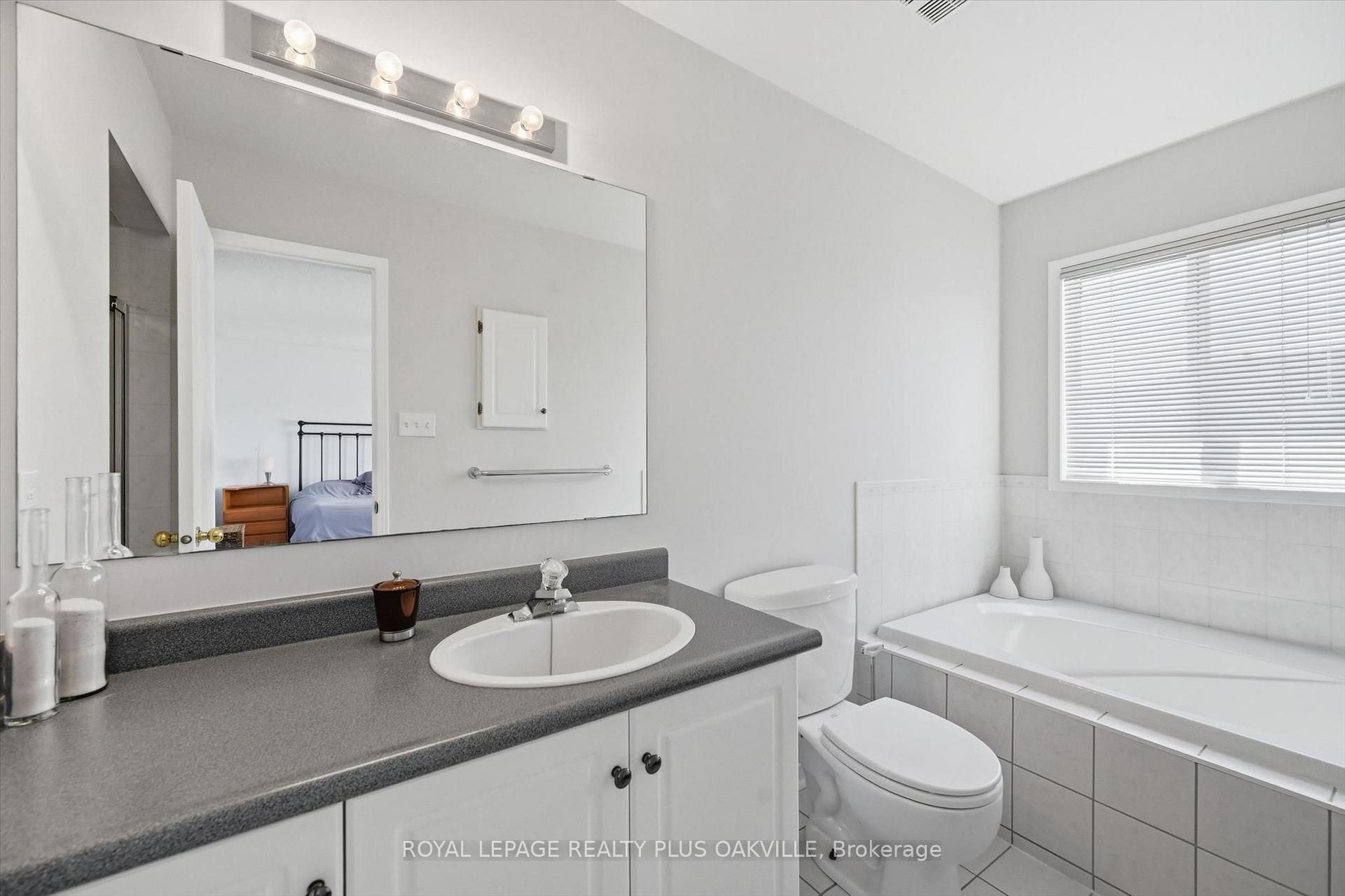 Photo 51 of Unit 2150, 2150 Fourth Line, Oakville, West Oak Trails — HOMEH