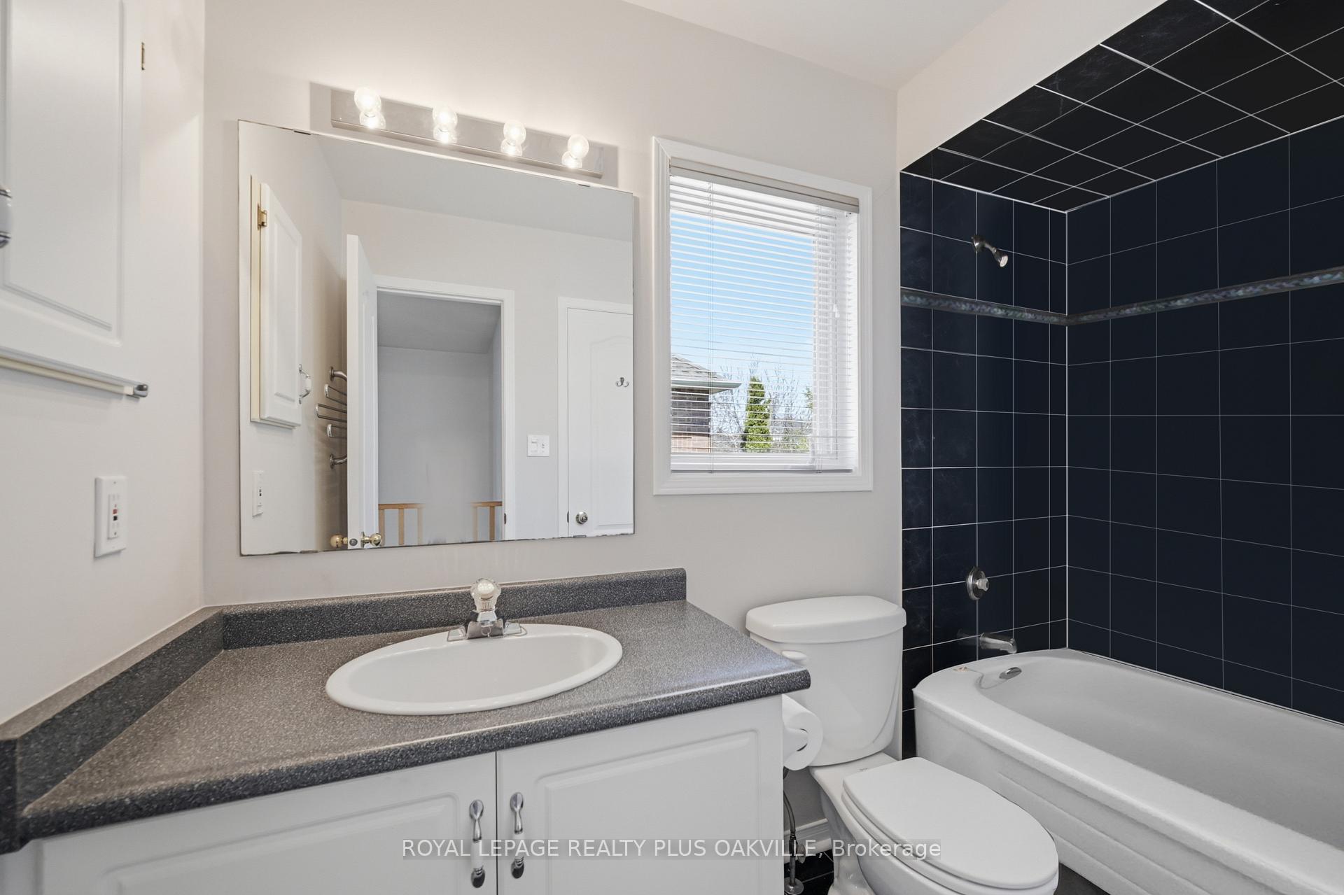 Photo 61 of Unit 2150, 2150 Fourth Line, Oakville, West Oak Trails — HOMEH