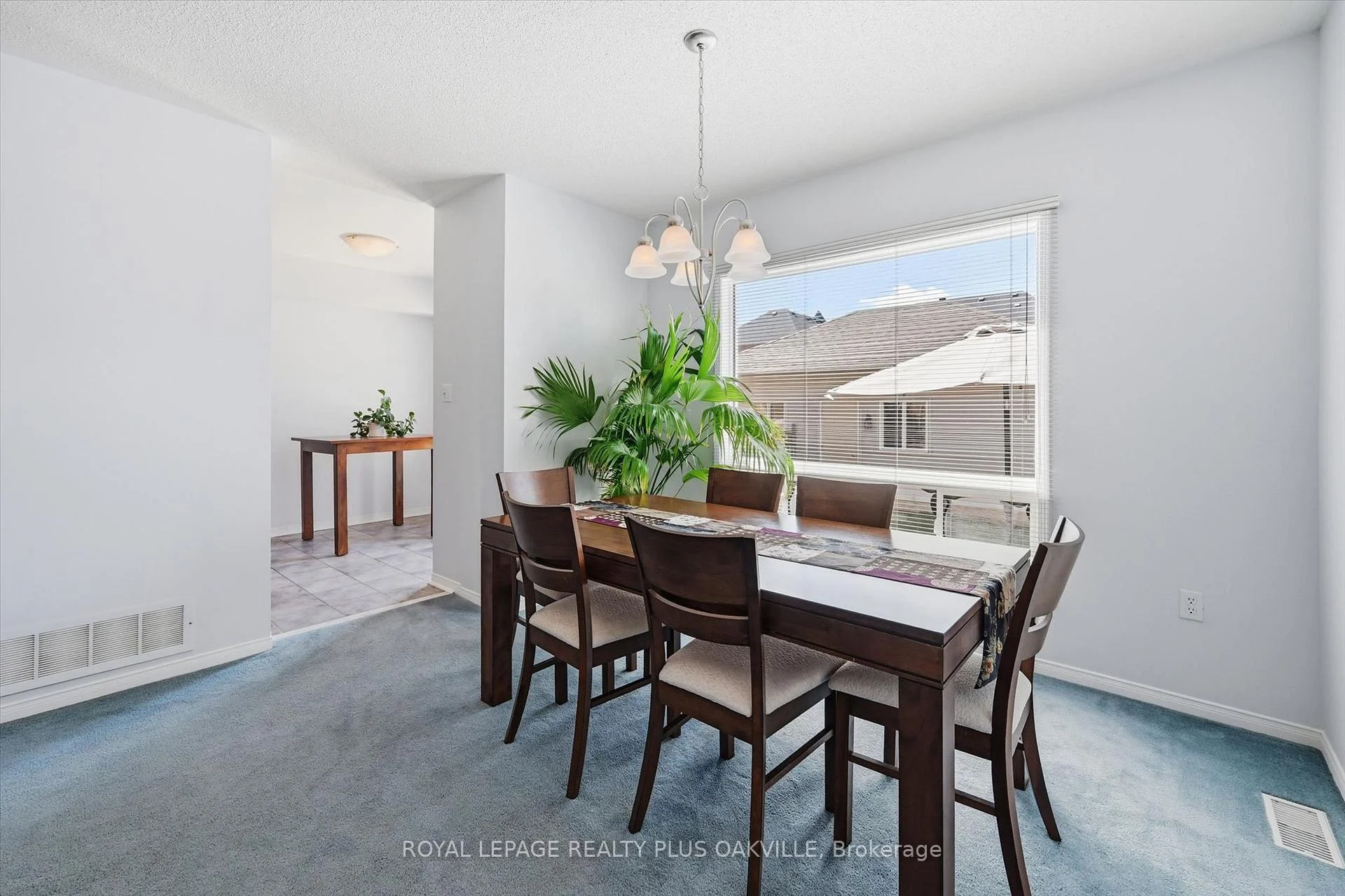 Photo 10 of Unit 2150, 2150 Fourth Line, Oakville, West Oak Trails — HOMEH