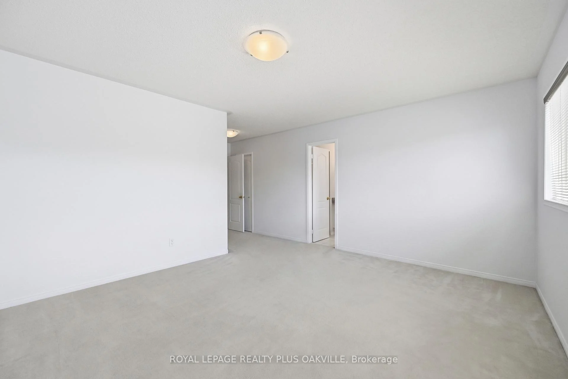 Photo 33 of Unit 2150, 2150 Fourth Line, Oakville, West Oak Trails — HOMEH