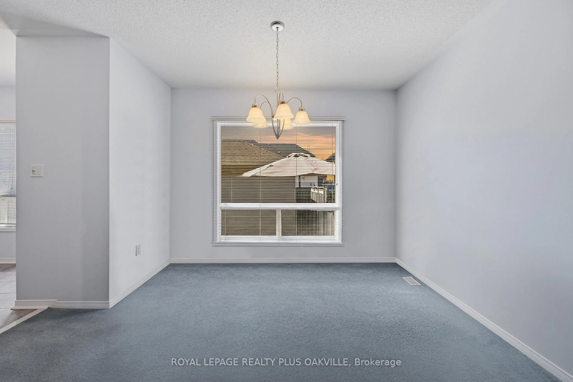 Photo 37 of Unit 2150, 2150 Fourth Line, Oakville, West Oak Trails — HOMEH