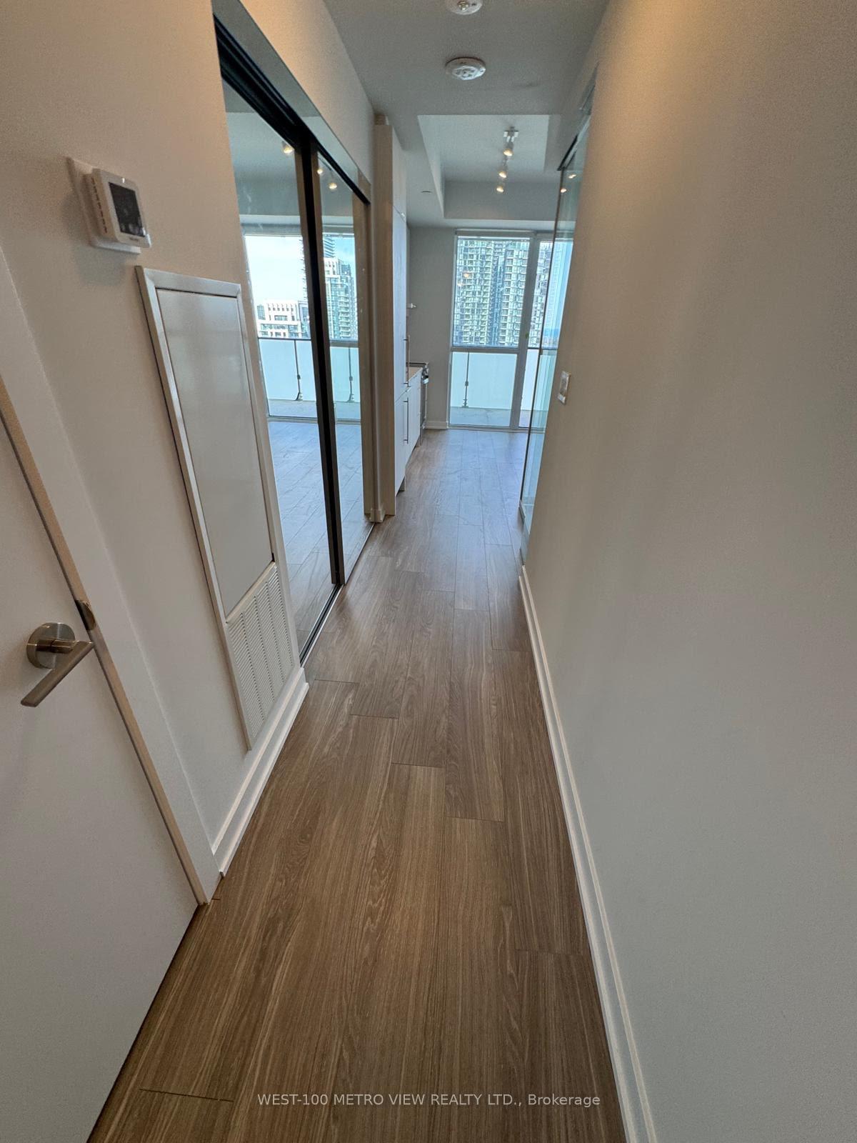 Photo 4 of Unit 2404, 430 Square One Drive, Mississauga, Creditview — HOMEH