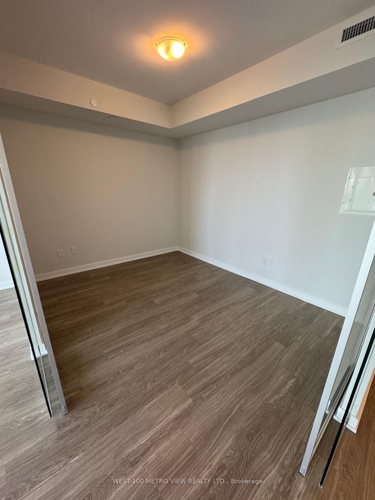Photo 8 of Unit 2404, 430 Square One Drive, Mississauga, Creditview — HOMEH