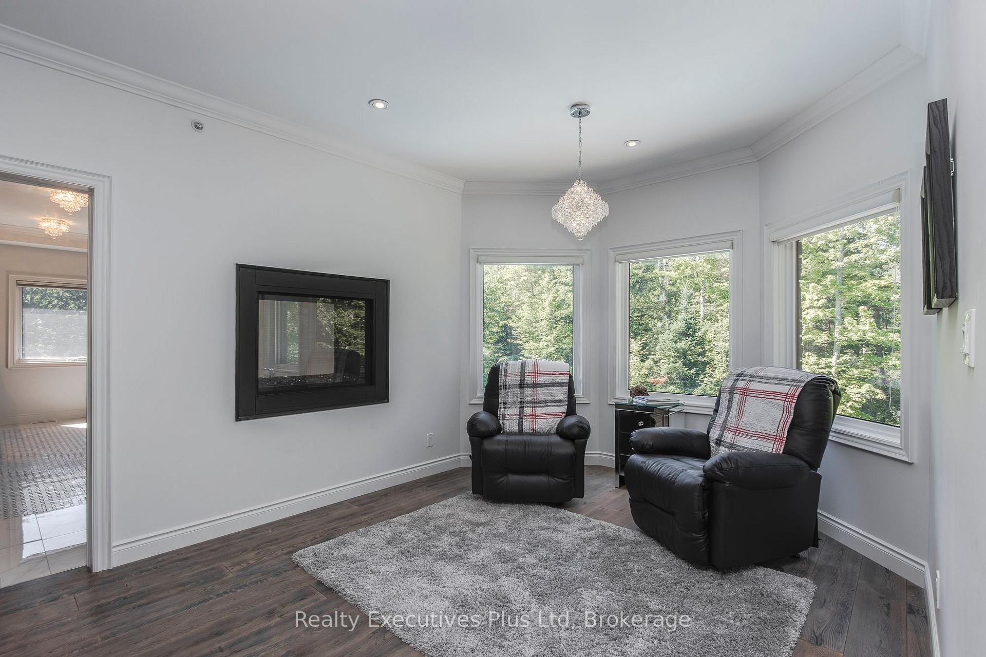 Photo 20 of 27 Kingfisher Crescent, Tiny, Rural Tiny — HOMEH