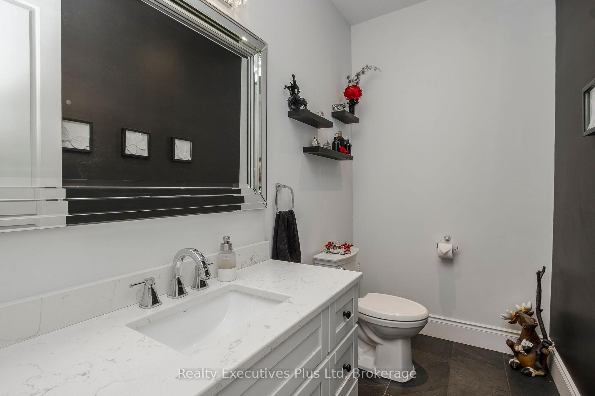 Photo 35 of 27 Kingfisher Crescent, Tiny, Rural Tiny — HOMEH