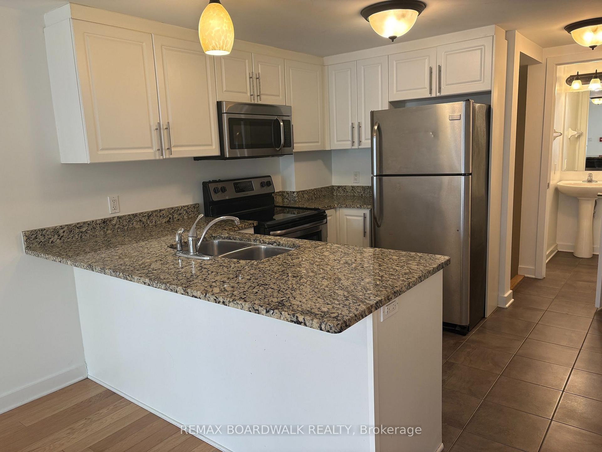 Photo 3 of 132 Daly Avenue, Ottawa, Sandy Hill — HOMEH