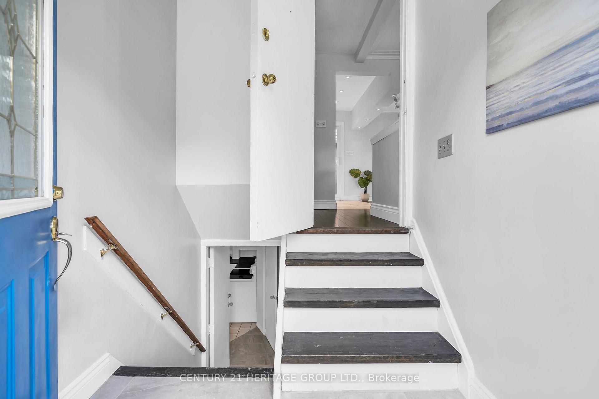 Photo 15 of 53 Wilstead Drive, Newmarket, Central Newmarket — HOMEH